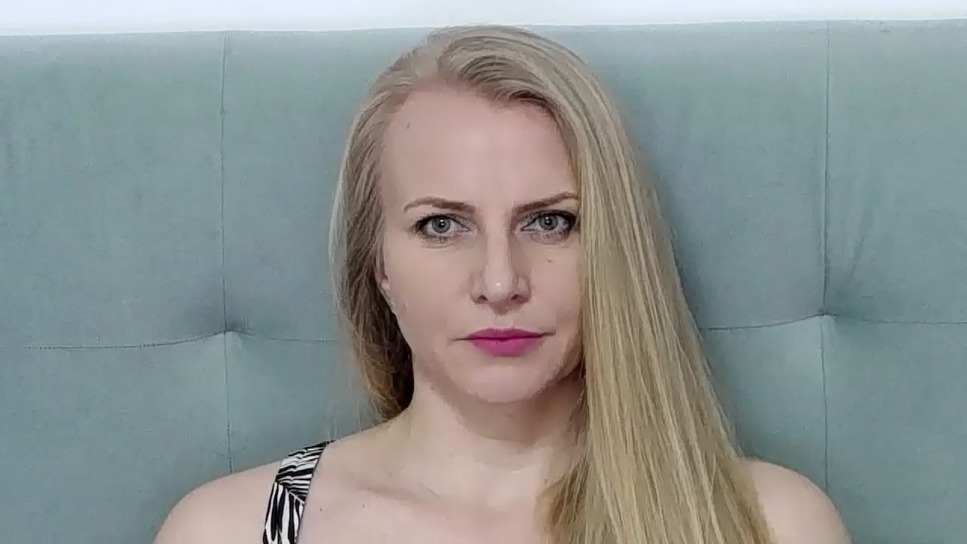 Gallery image thumbnail from K__Adrienne's myfreecams stream on, 03/01/2025, 11:48 image 15 of 20