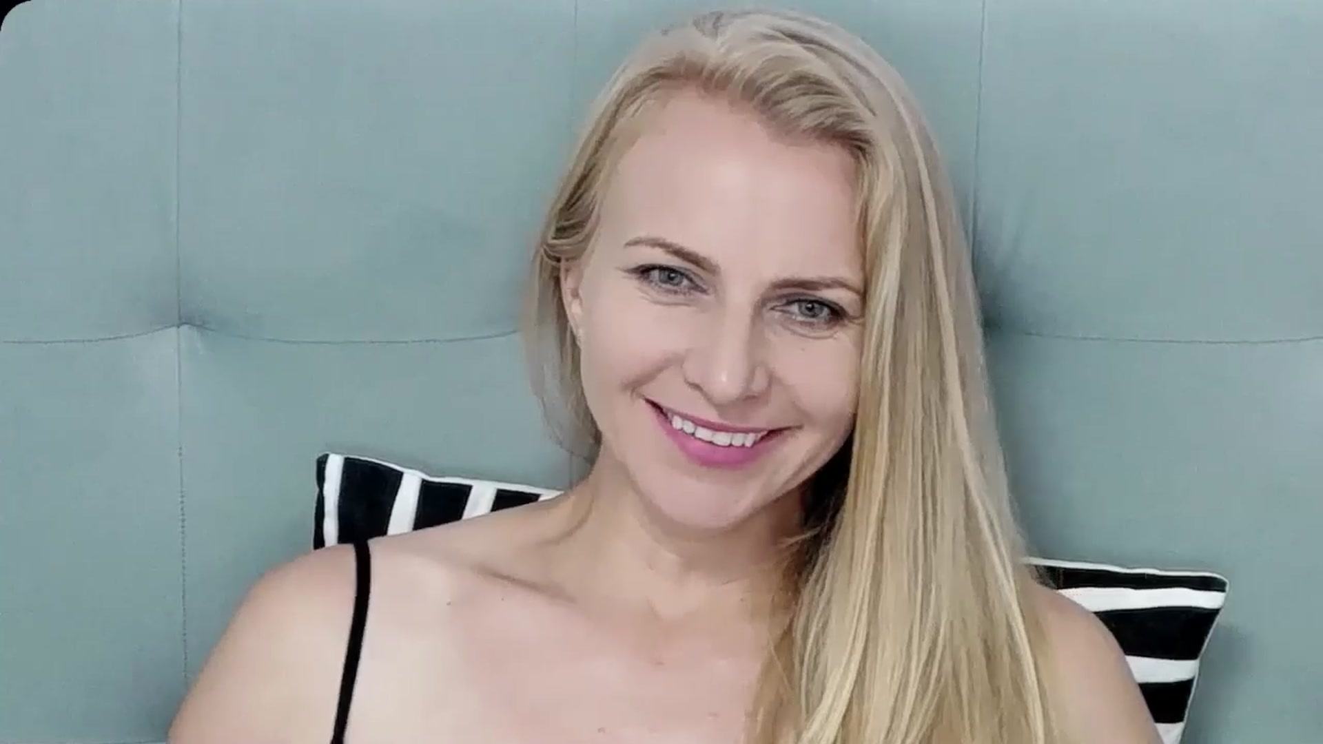 Gallery image thumbnail from K__Adrienne's myfreecams stream on, 07/25/2025, 07:56 image 7 of 20