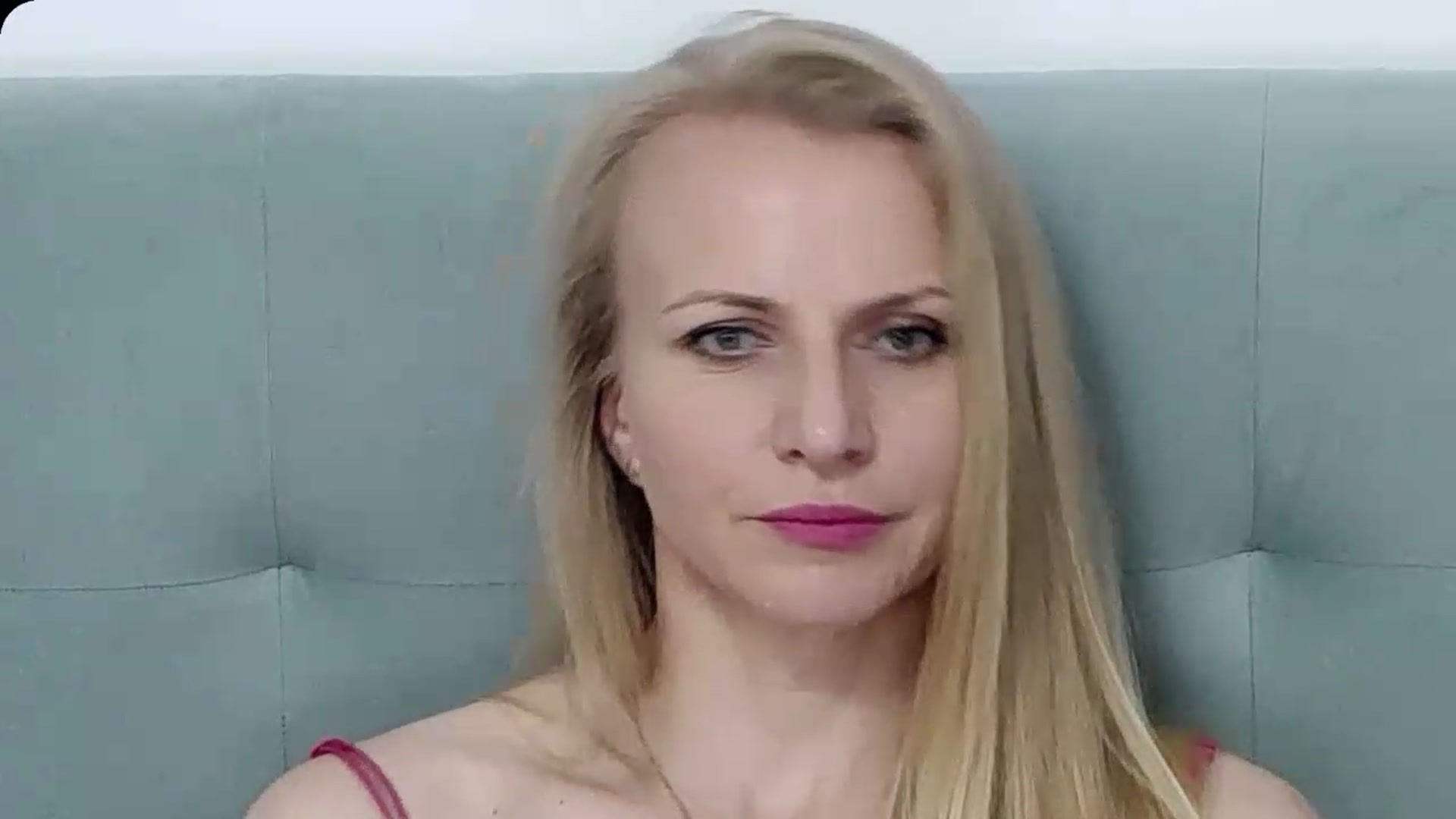 Gallery image thumbnail from K__Adrienne's myfreecams stream on, 05/29/2026, 09:17 image 18 of 20