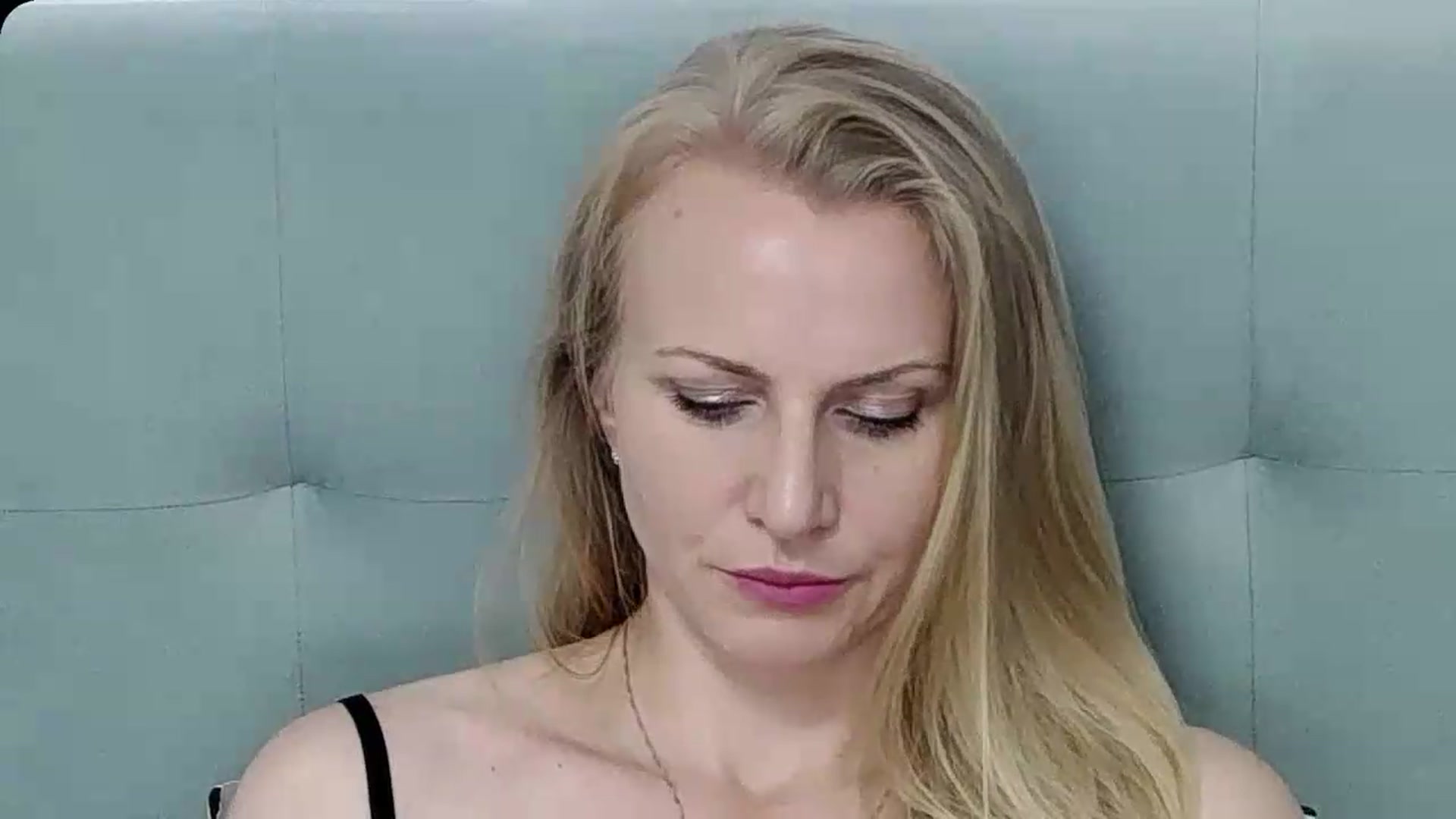 Gallery image thumbnail from K__Adrienne's myfreecams stream on, 06/12/2026, 09:55 image 15 of 20