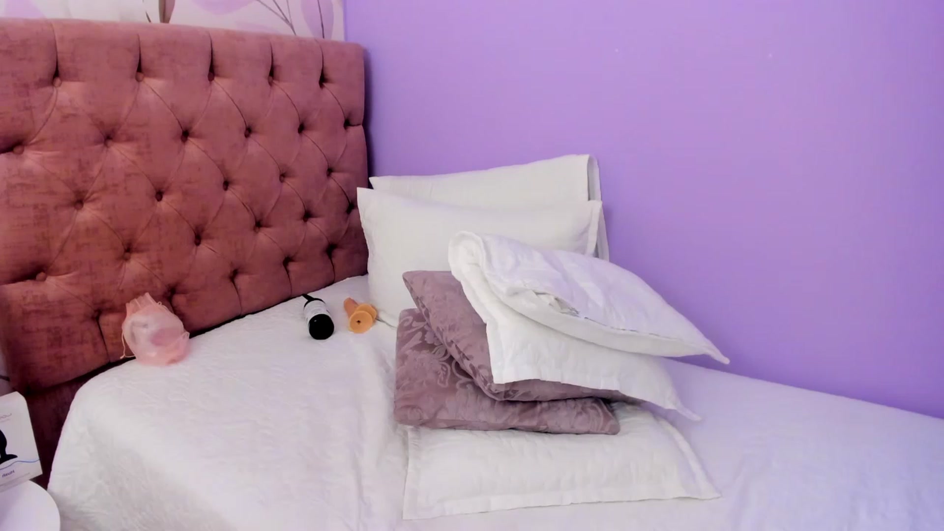 Gallery image thumbnail from K_a_t_i_a's myfreecams stream on, 02/21/2023, 07:48 image 11 of 20