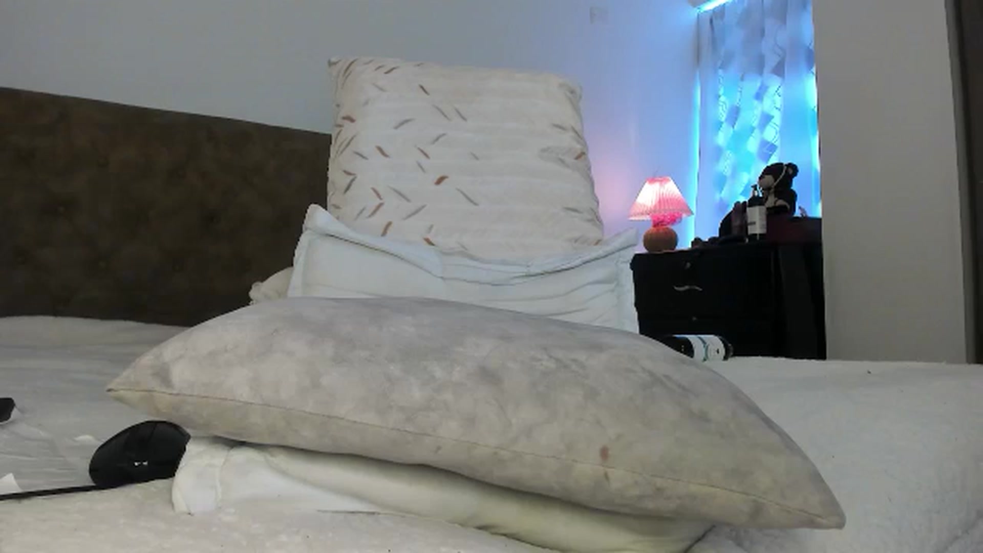 Gallery image thumbnail from K_a_t_i_a's myfreecams stream on, 11/15/2024, 20:55 image 20 of 20