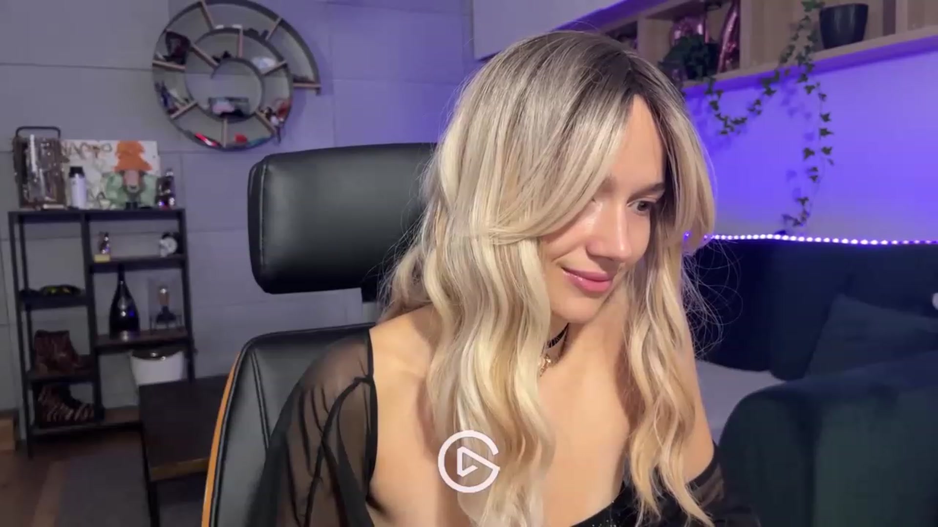 Gallery image thumbnail from Kaccey_K's myfreecams stream on, 07/27/2023, 02:35 image 19 of 20