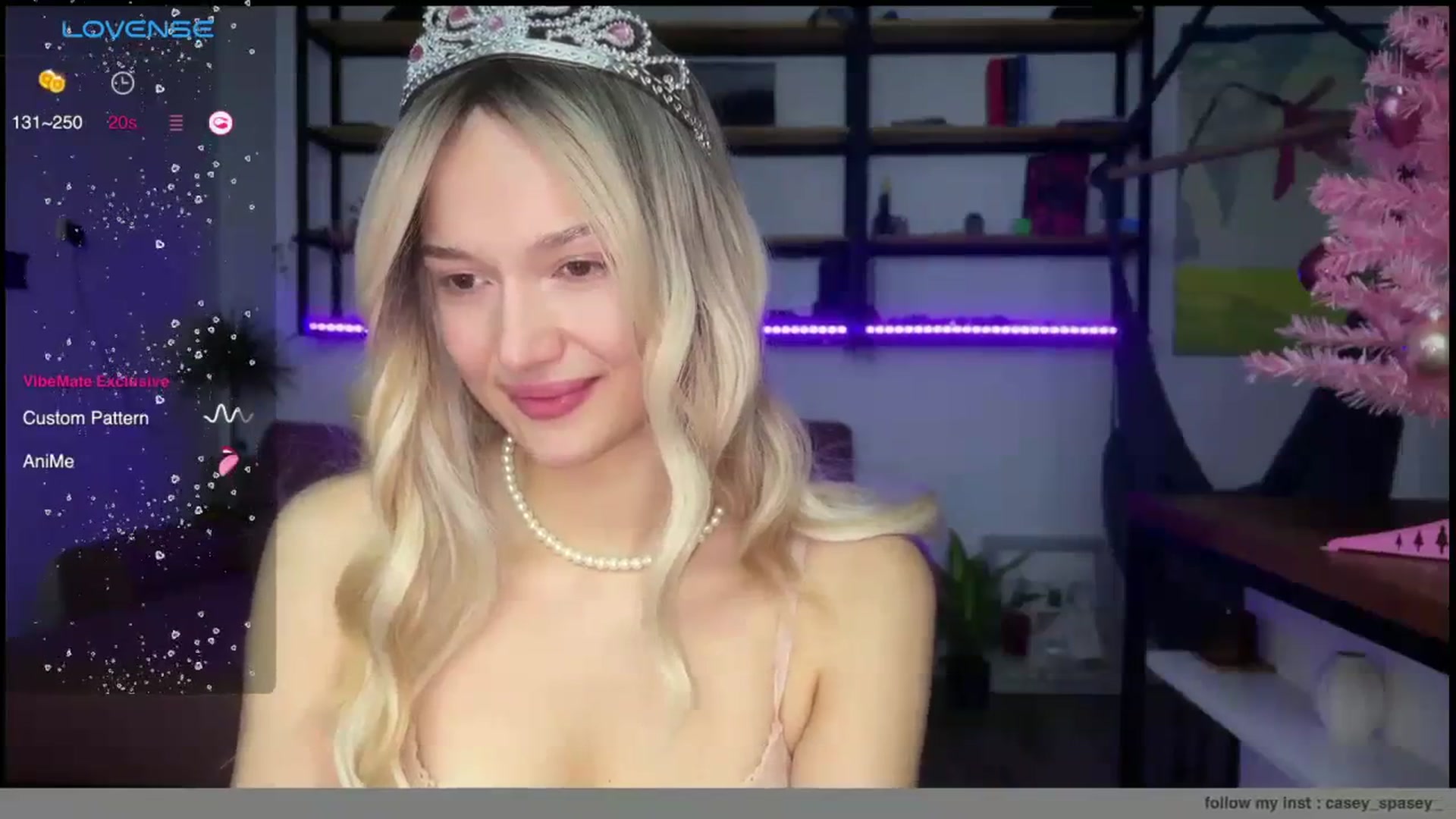 Gallery image thumbnail from Kaccey_K's myfreecams stream on, 12/28/2023, 03:22 image 6 of 20