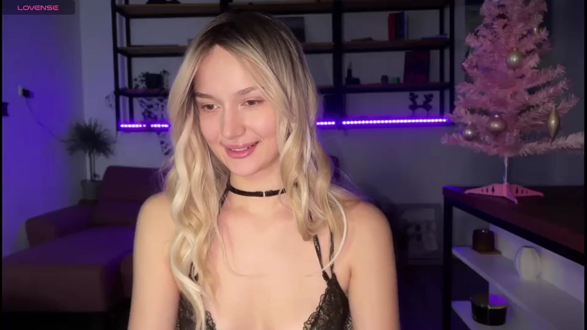 Gallery image thumbnail from Kaccey_K's myfreecams stream on, 01/05/2024, 24:50 image 7 of 20