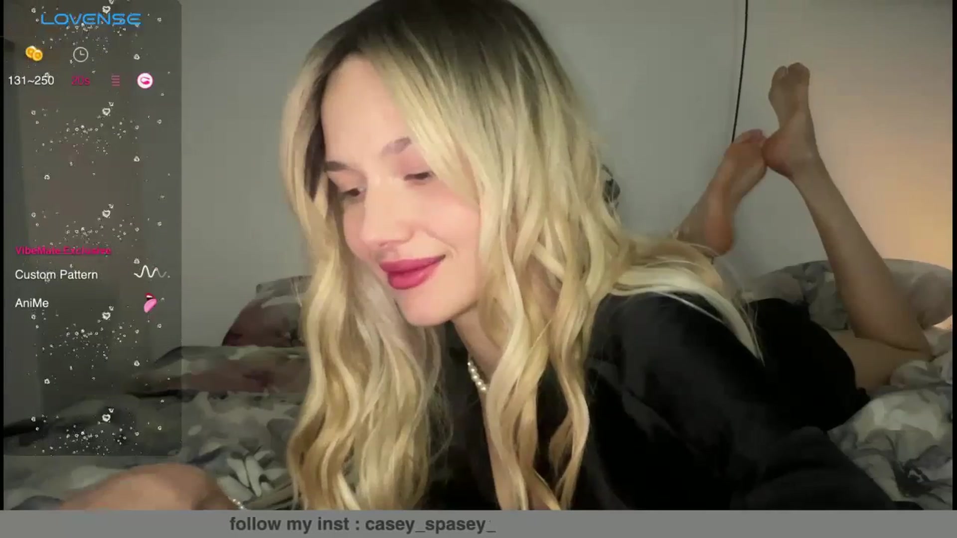 Gallery image thumbnail from Kaccey_K's myfreecams stream on, 01/11/2024, 24:05 image 12 of 20