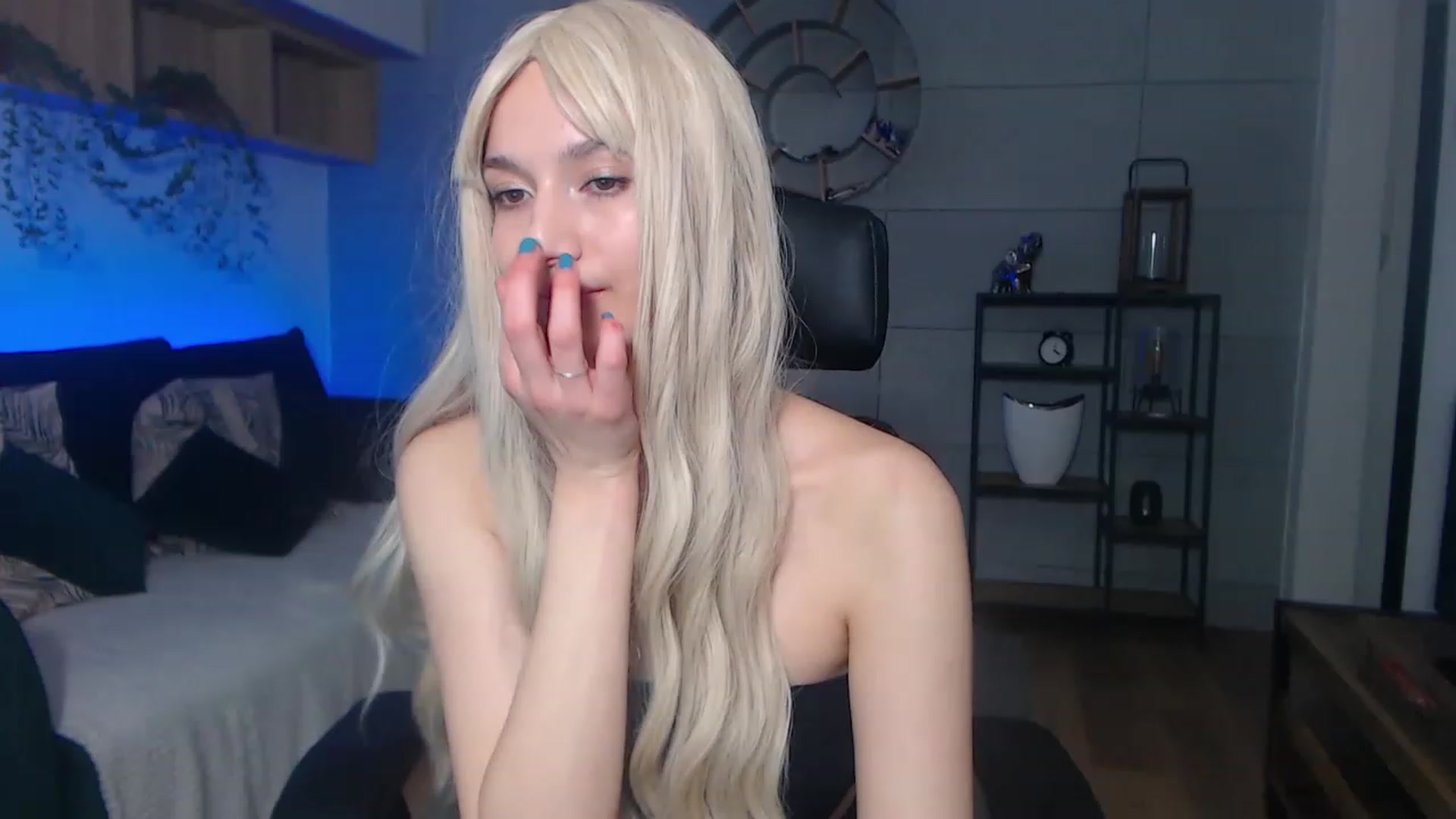 Gallery image thumbnail from Kacey_K's myfreecams stream on, 11/17/2022, 22:48 image 19 of 20