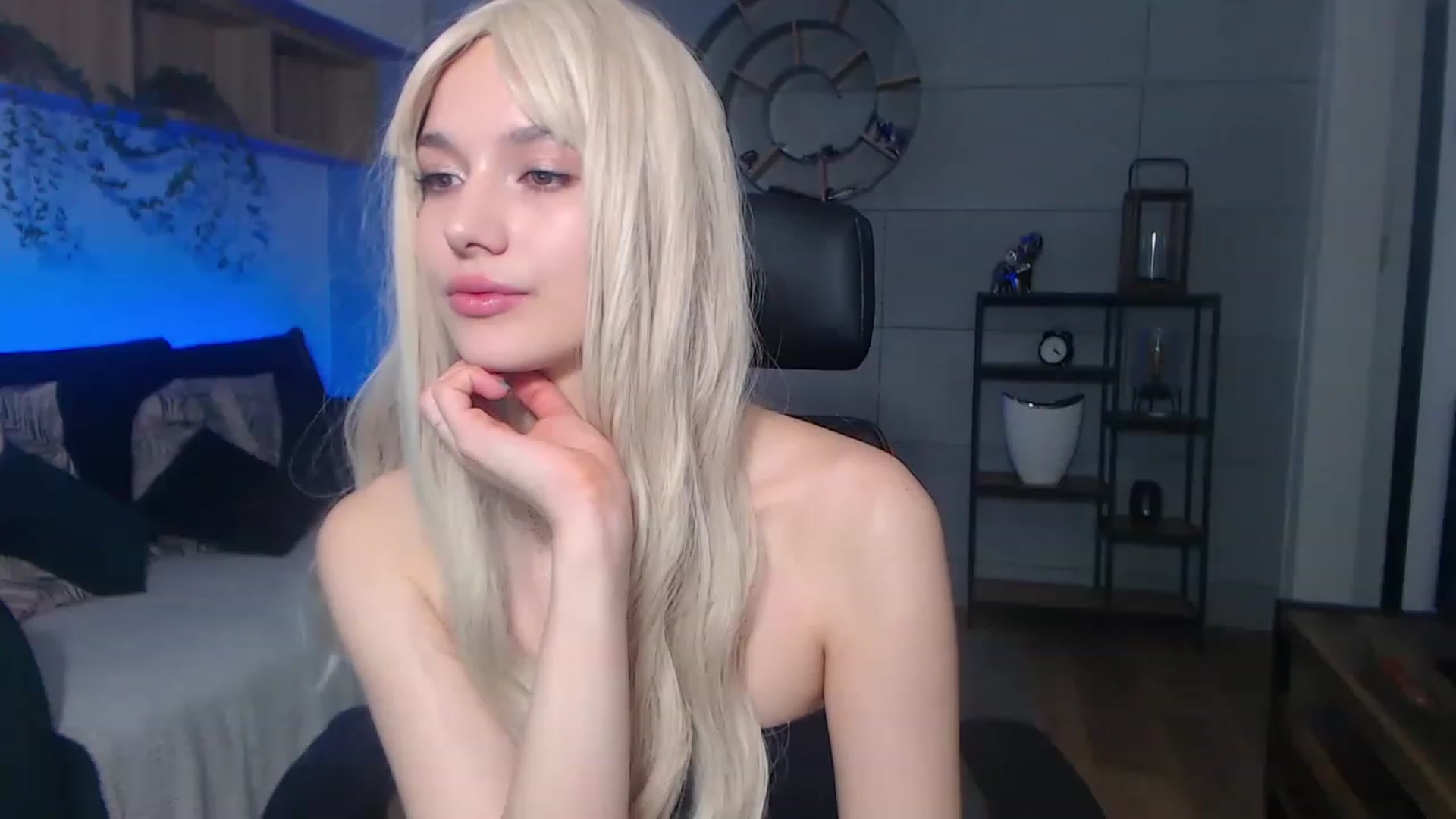 Gallery image thumbnail from Kacey_K's myfreecams stream on, 11/17/2022, 22:48 image 20 of 20