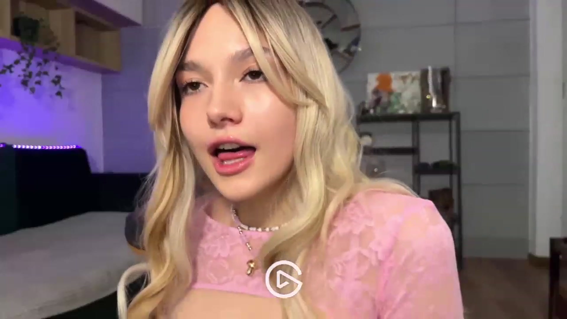 Gallery image thumbnail from Kacey_K's myfreecams stream on, 06/05/2023, 23:14 image 15 of 20