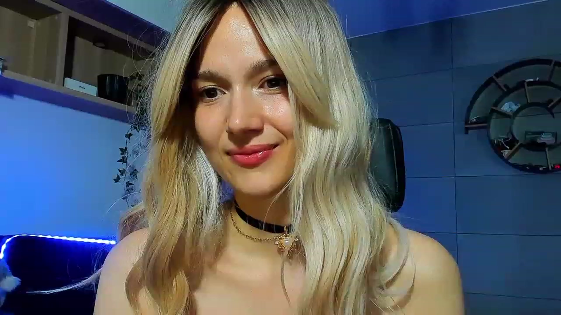 Gallery image thumbnail from Kacey_K's myfreecams stream on, 06/25/2023, 02:25 image 16 of 20