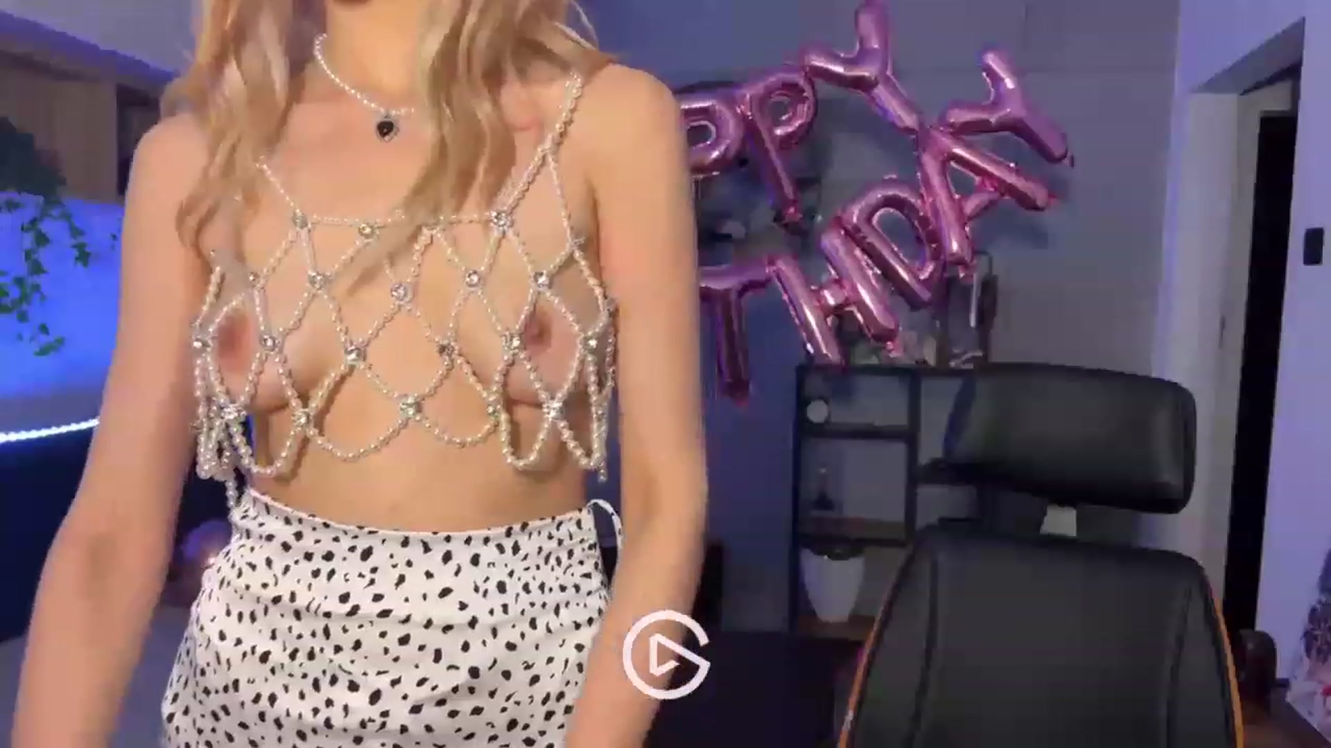 Gallery image thumbnail from Kacey_K's myfreecams stream on, 06/29/2023, 01:22 image 2 of 20