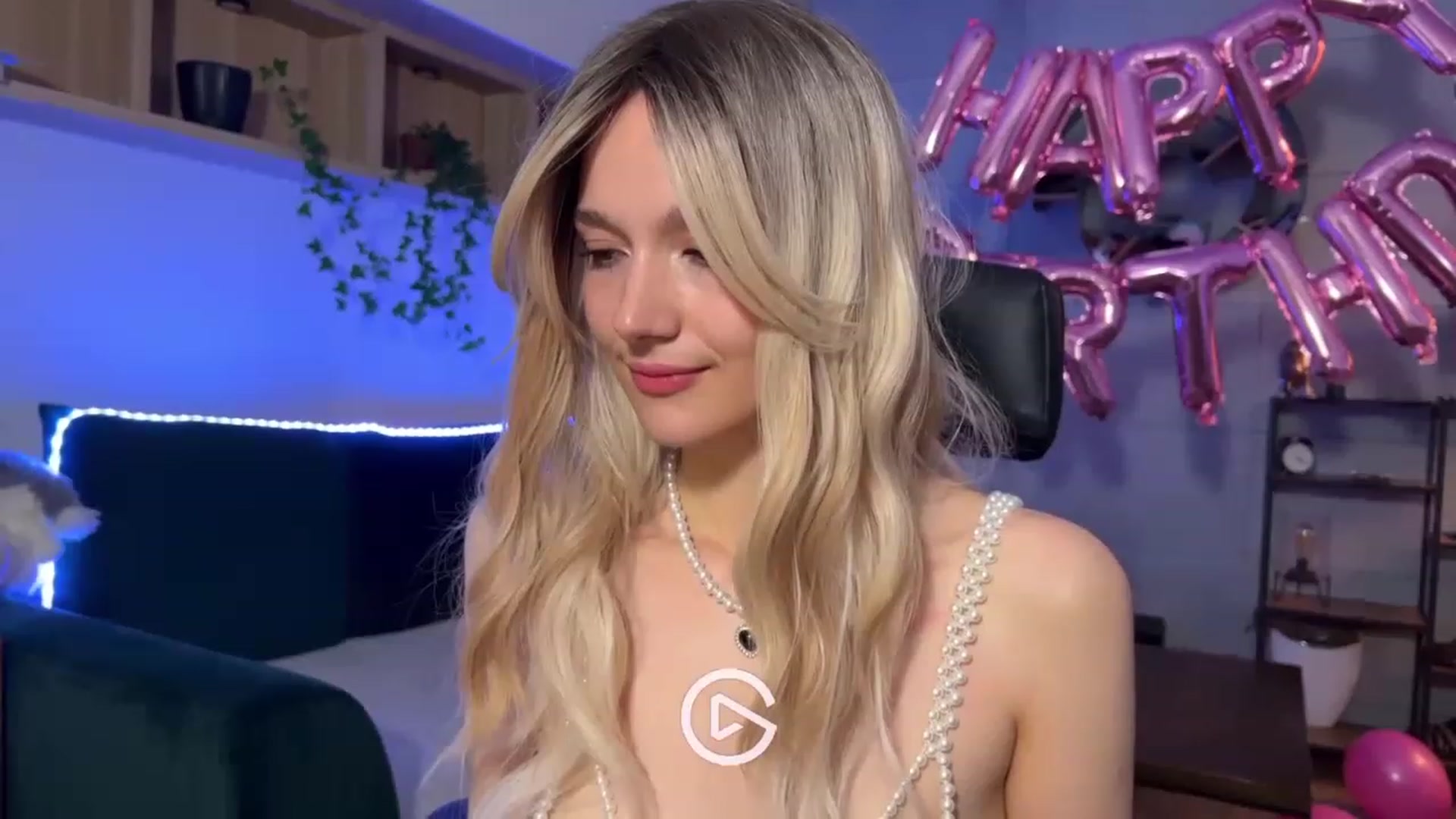 Gallery image thumbnail from Kacey_K's myfreecams stream on, 06/29/2023, 02:45 image 18 of 20