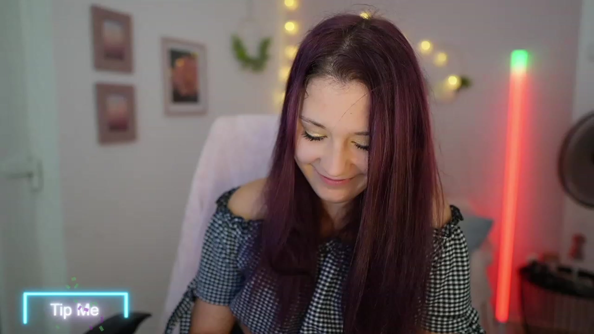 Gallery image thumbnail from Kacy_Black18's myfreecams stream on, 09/26/2023, 20:00 image 11 of 20