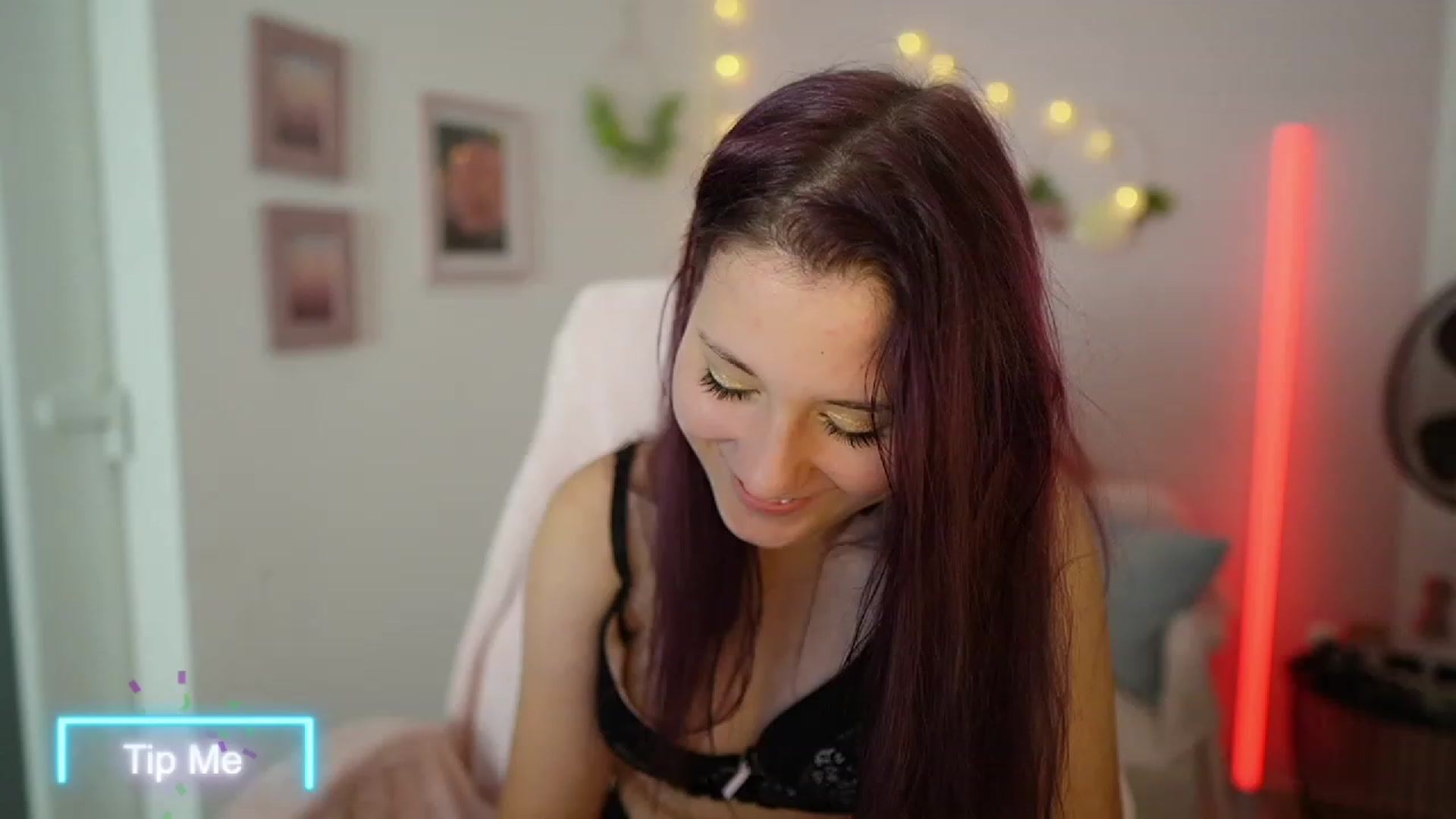 Gallery image thumbnail from Kacy_Black18's myfreecams stream on, 09/26/2023, 22:12 image 3 of 20