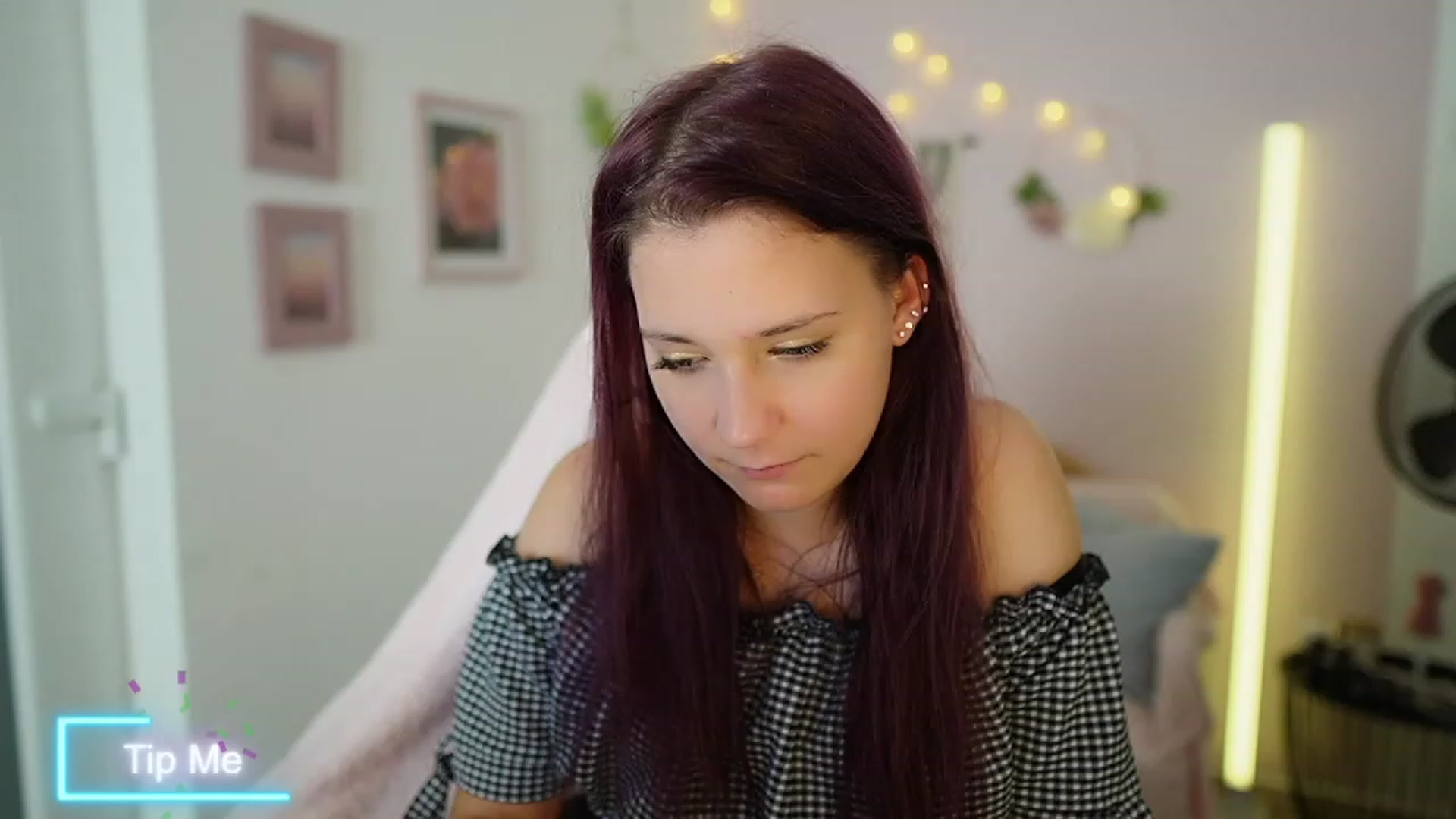 Gallery image thumbnail from Kacy_Black18's myfreecams stream on, 09/26/2023, 23:29 image 19 of 20