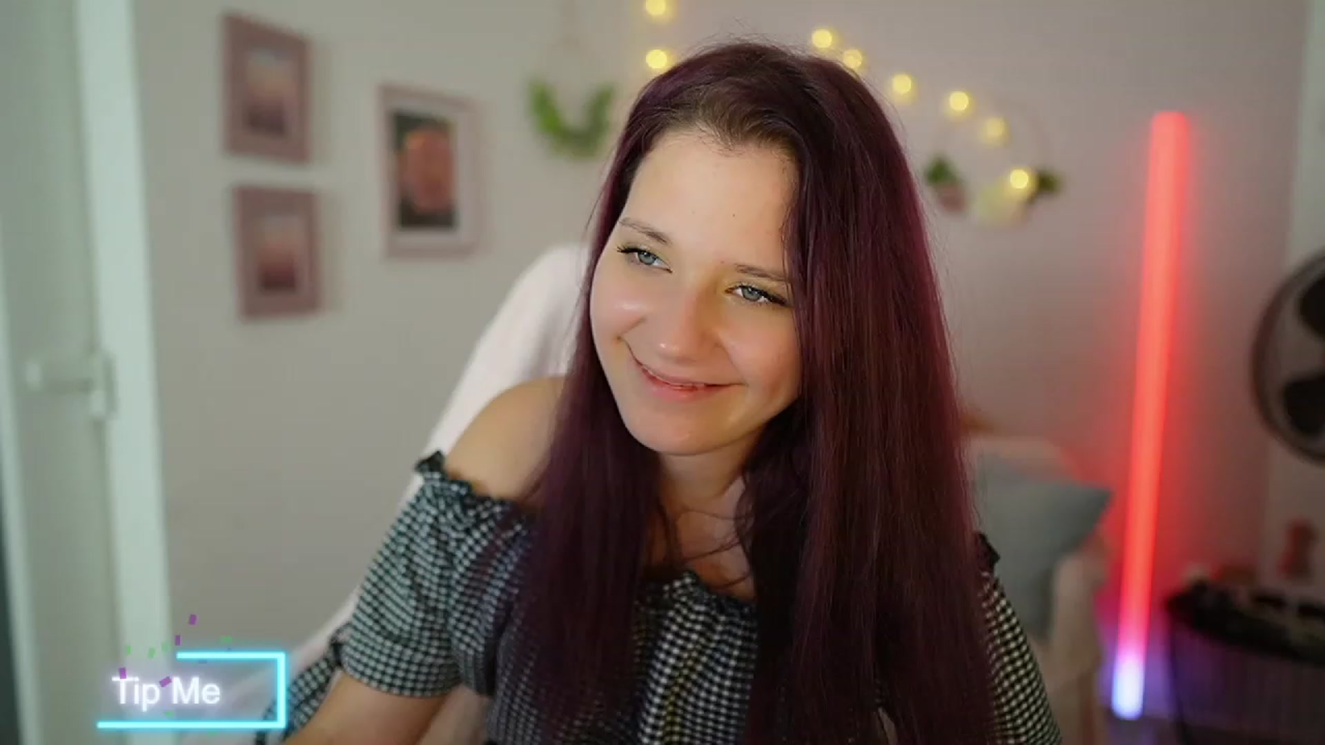 Gallery image thumbnail from Kacy_Black18's myfreecams stream on, 09/26/2023, 23:29 image 5 of 20