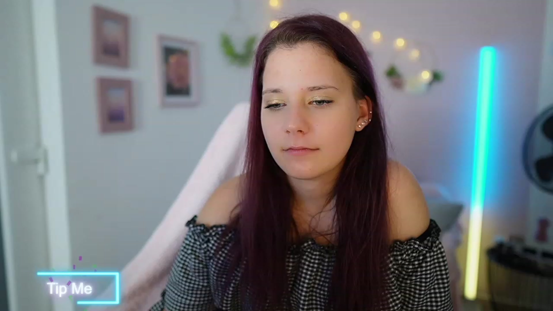 Gallery image thumbnail from Kacy_Black18's myfreecams stream on, 09/26/2023, 23:29 image 20 of 20