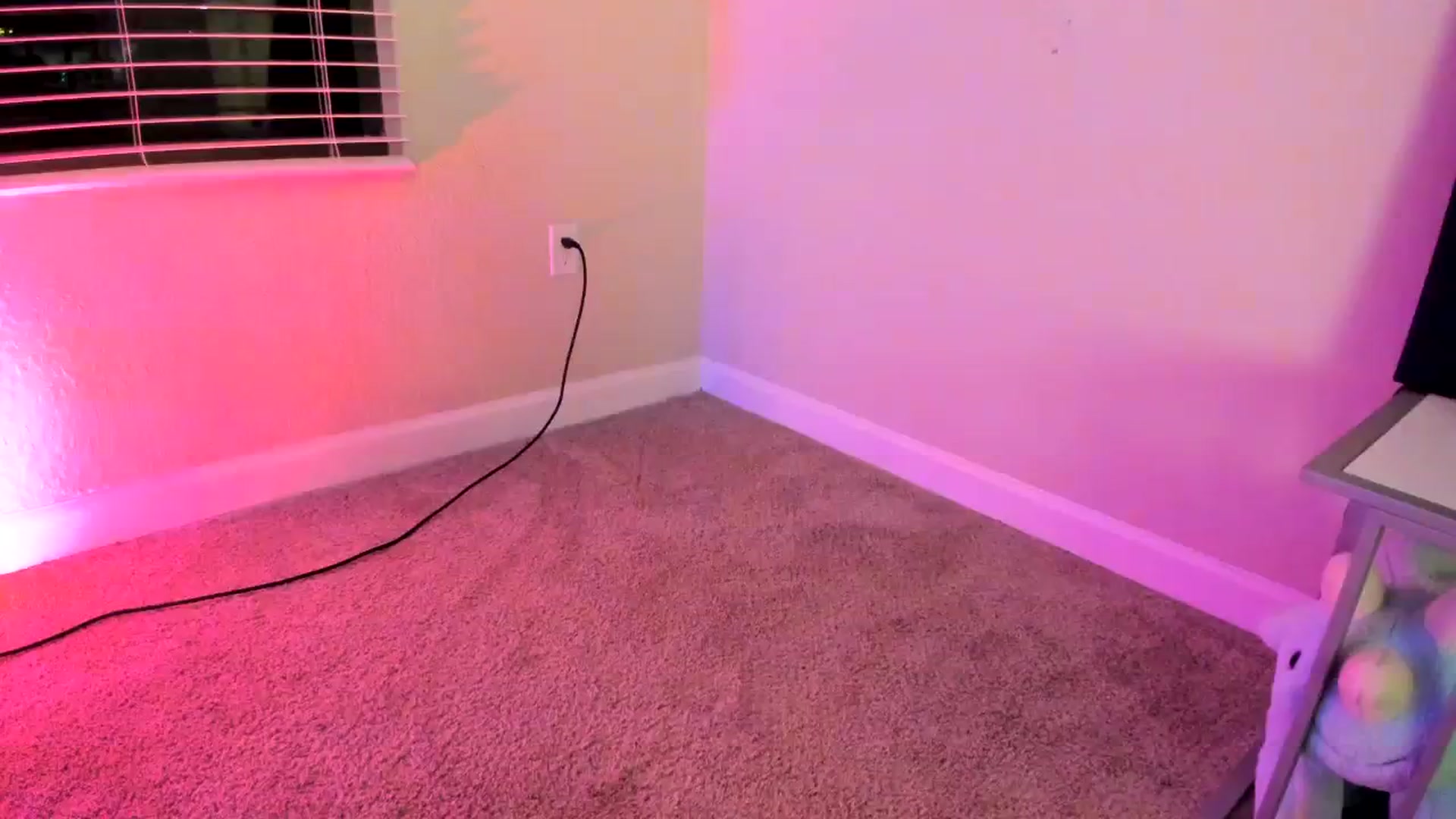 Gallery image thumbnail from KaebrieDae's myfreecams stream on, 10/04/2023, 05:19 image 12 of 20