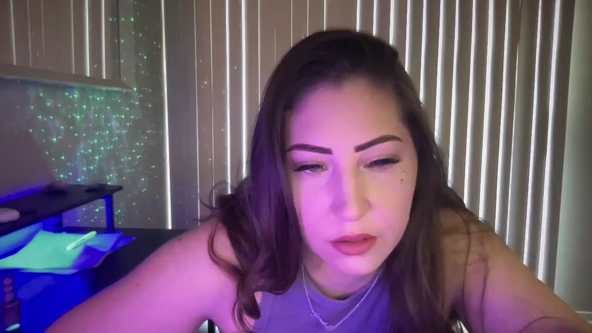 Gallery image thumbnail from KaelynnKaes's myfreecams stream on, 04/13/2025, 22:10 image 9 of 20