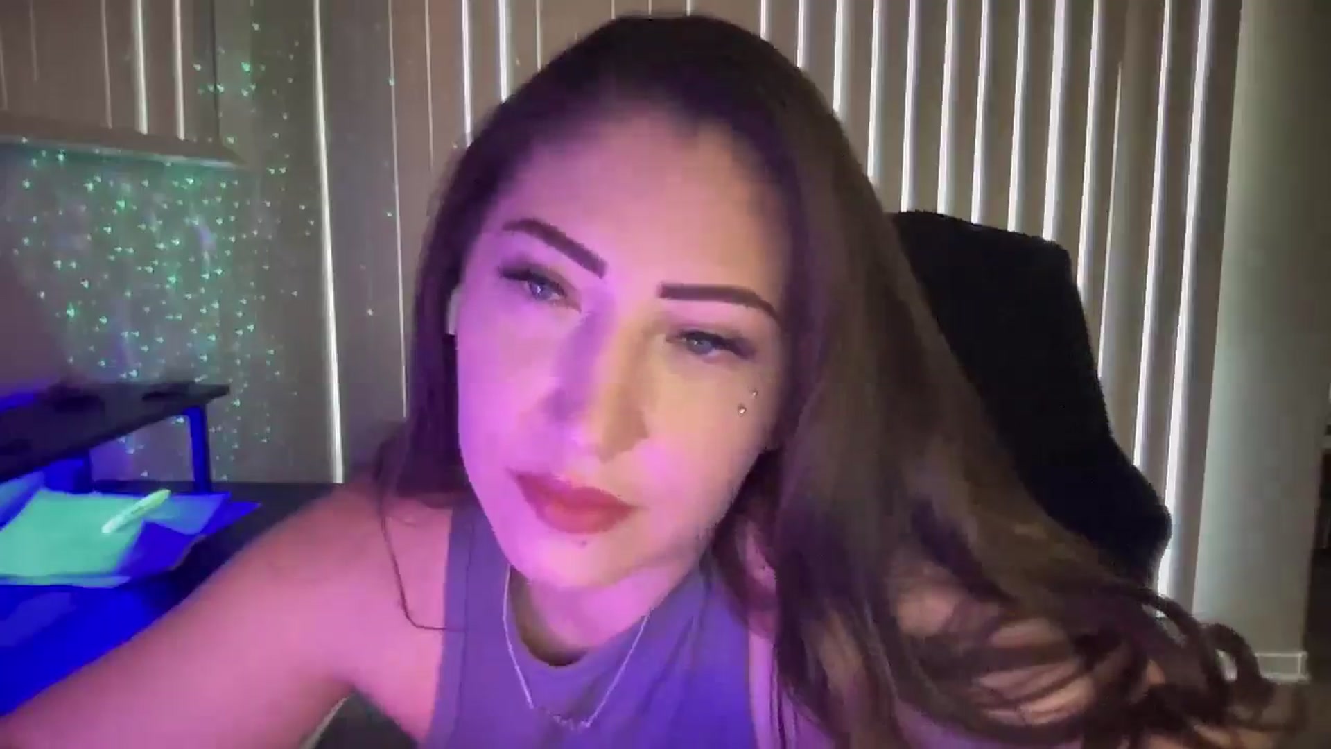 Gallery image thumbnail from KaelynnKaes's myfreecams stream on, 04/13/2025, 22:10 image 18 of 20