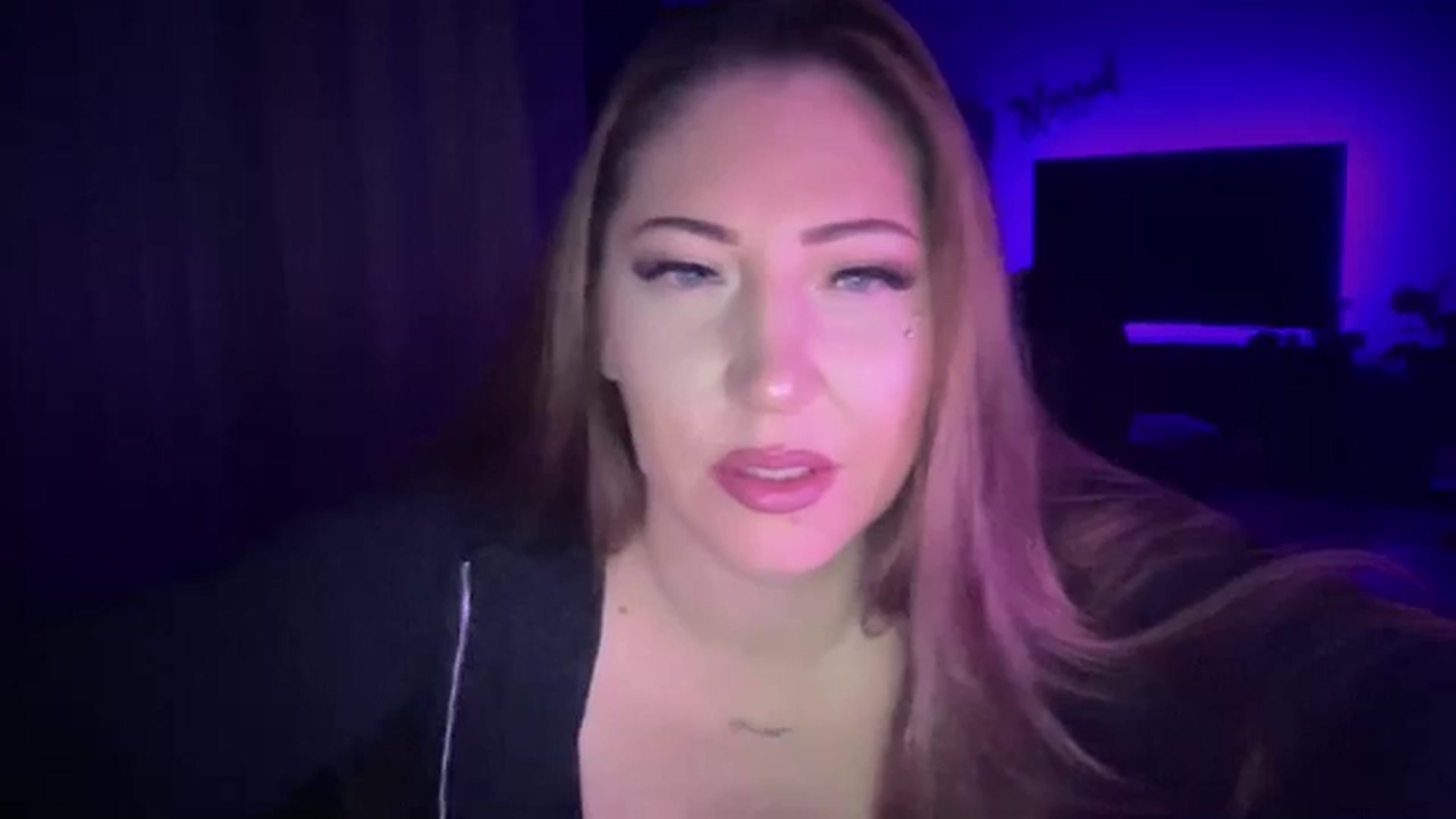 Gallery image thumbnail from KaelynnKaes's myfreecams stream on, 10/06/2025, 05:39 image 20 of 20