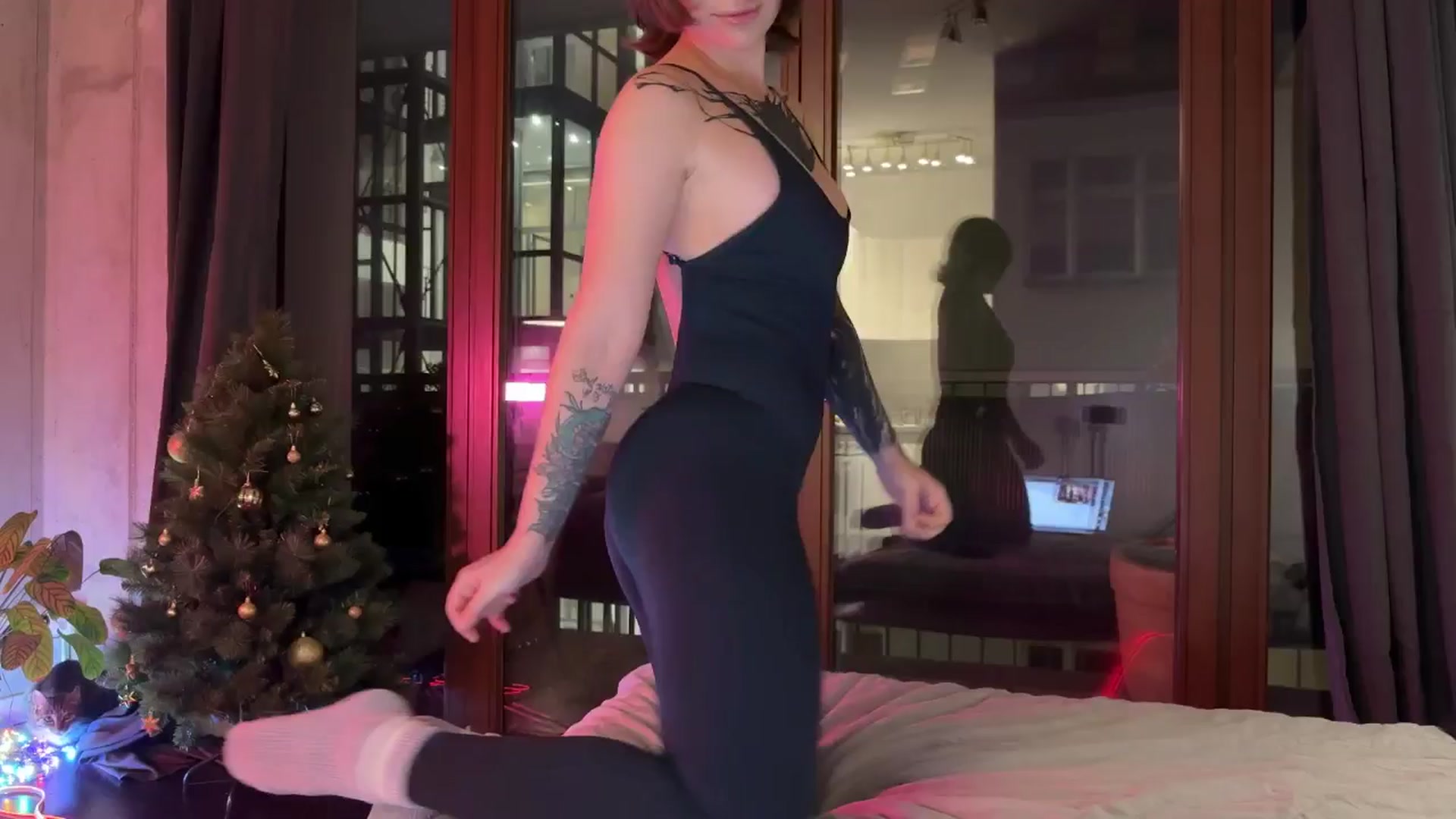 Gallery image thumbnail from KaiOnline's myfreecams stream on, 11/30/2024, 20:44 image 3 of 20