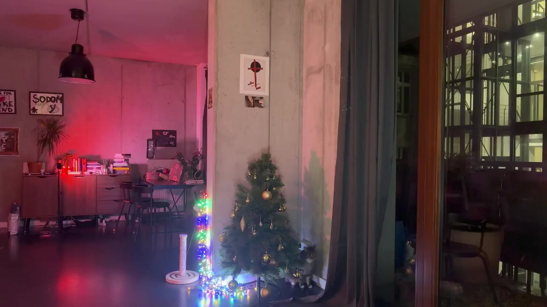 Gallery image thumbnail from KaiOnline's myfreecams stream on, 12/22/2024, 21:08 image 10 of 20