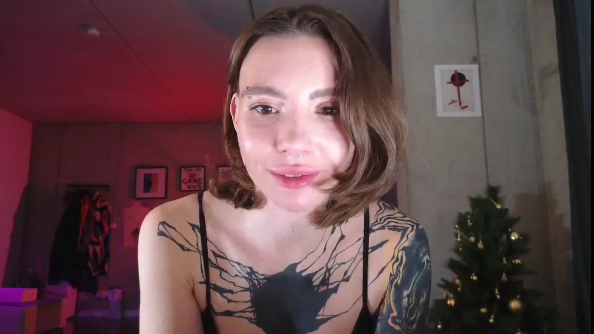 Gallery image thumbnail from KaiOnline's myfreecams stream on, 12/29/2024, 02:57 image 15 of 20