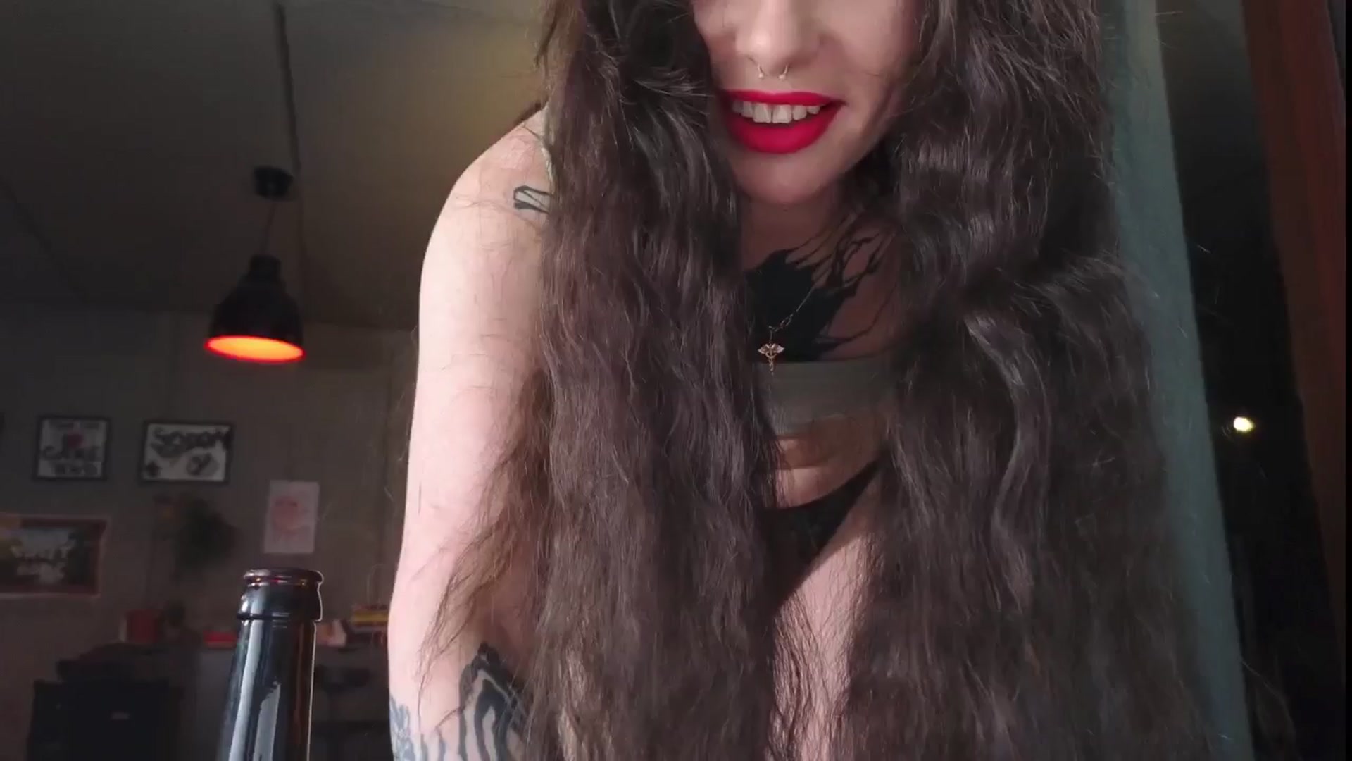 Gallery image thumbnail from KaiOnline's myfreecams stream on, 03/30/2025, 22:16 image 5 of 20