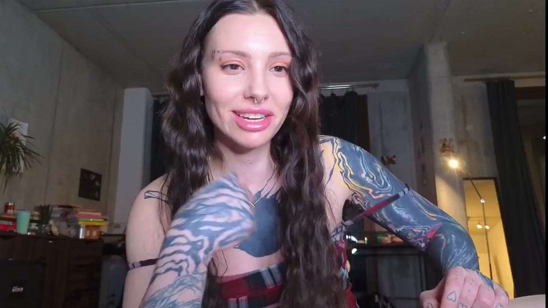 Gallery image thumbnail from KaiOnline's myfreecams stream on, 04/03/2025, 22:59 image 3 of 20