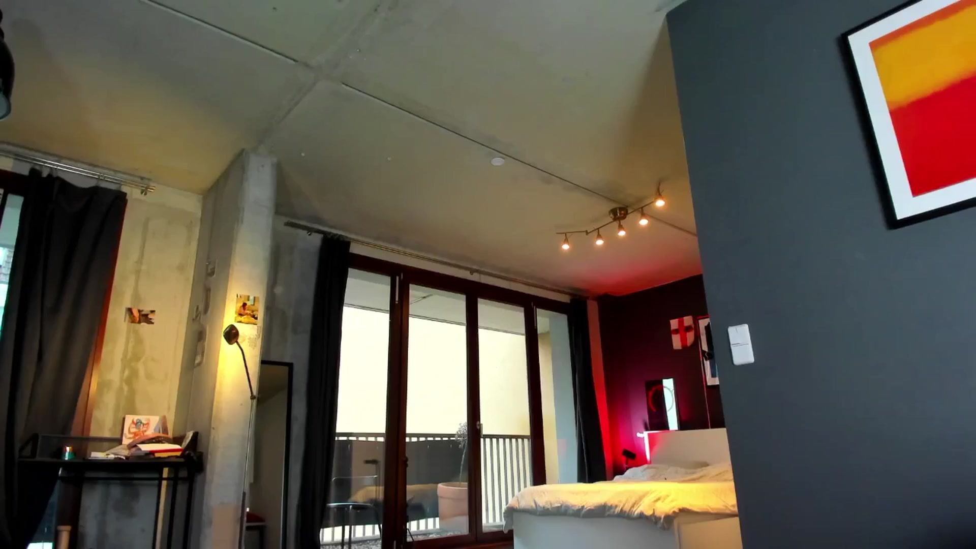 Gallery image thumbnail from KaiOnline's myfreecams stream on, 04/19/2025, 20:10 image 7 of 20