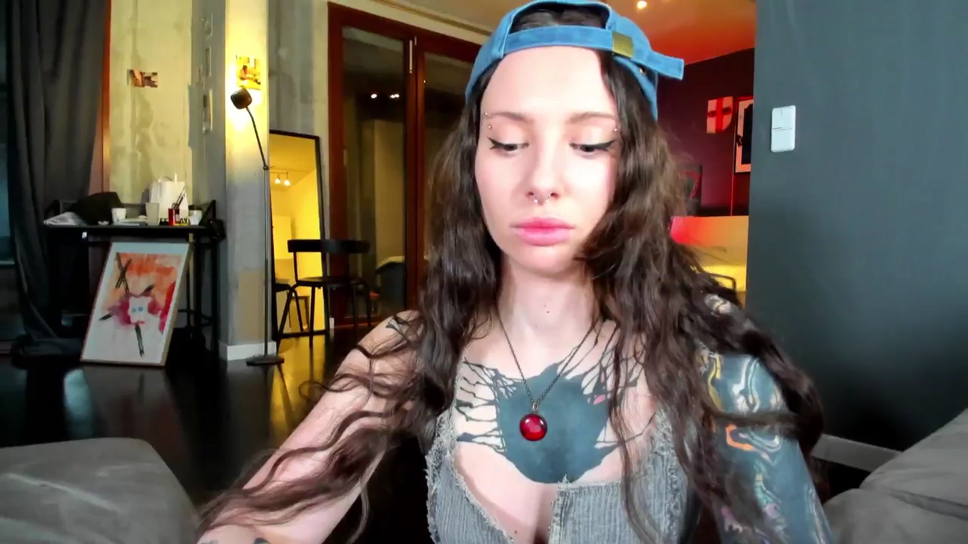 Gallery image thumbnail from KaiOnline's myfreecams stream on, 04/26/2025, 21:20 image 7 of 20