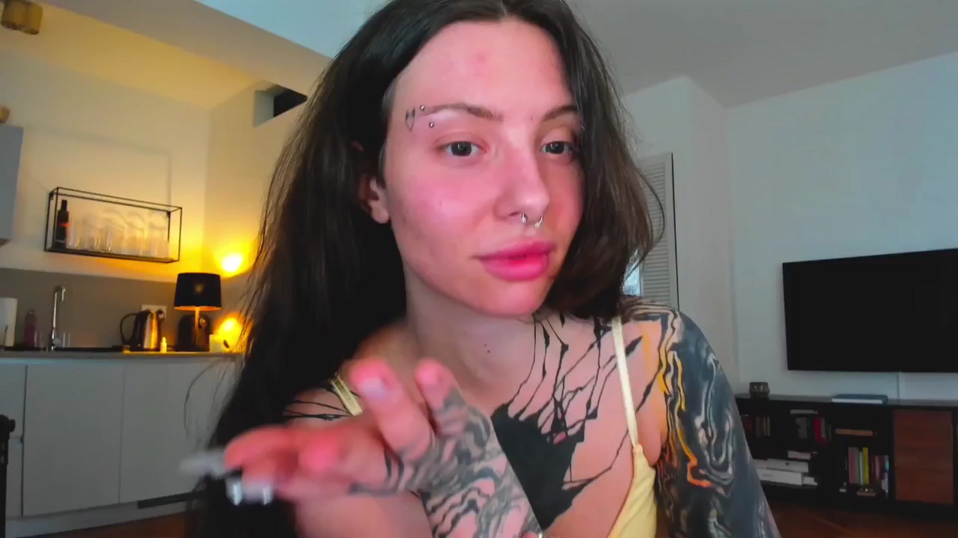 Gallery image thumbnail from KaiOnline's myfreecams stream on, 05/17/2025, 22:58 image 5 of 20