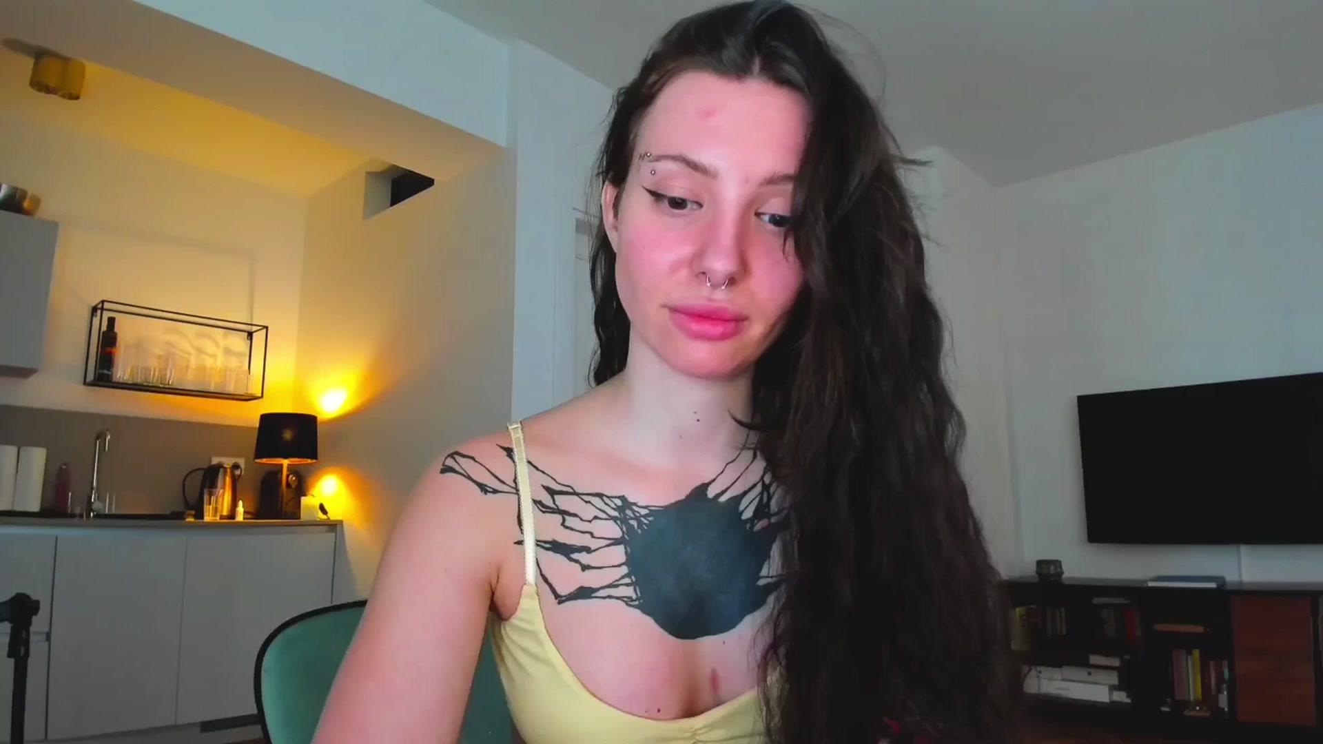 Gallery image thumbnail from KaiOnline's myfreecams stream on, 05/17/2025, 22:58 image 16 of 20