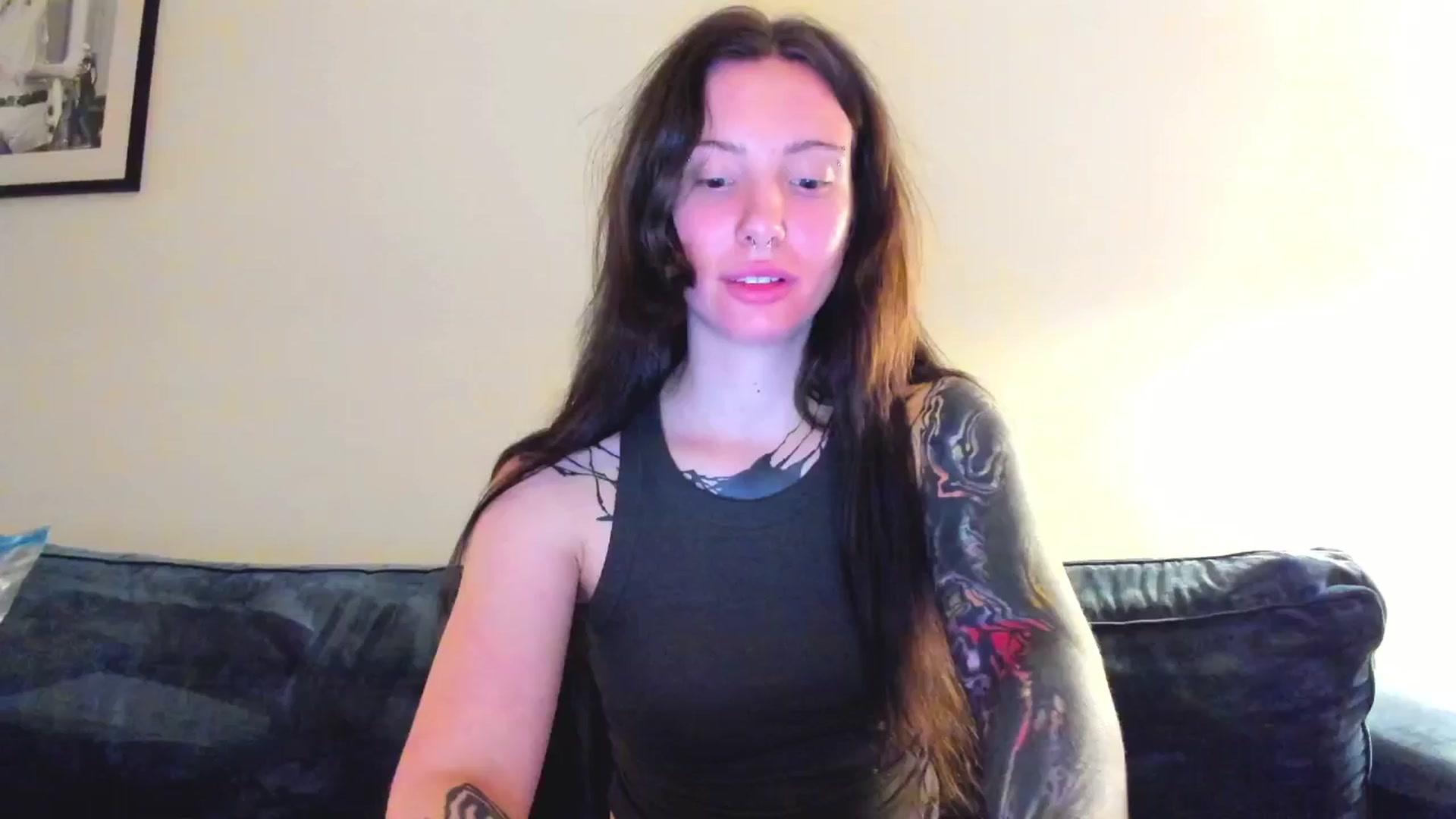 Gallery image thumbnail from KaiOnline's myfreecams stream on, 05/24/2025, 20:42 image 4 of 20
