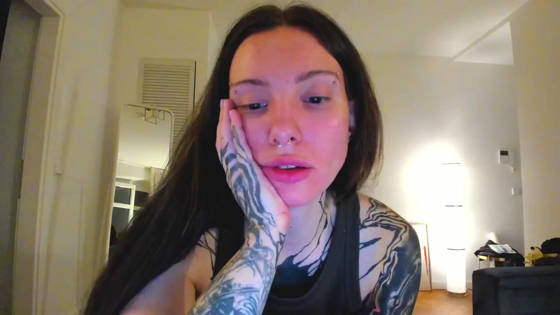 Gallery image thumbnail from KaiOnline's myfreecams stream on, 05/24/2025, 20:42 image 20 of 20
