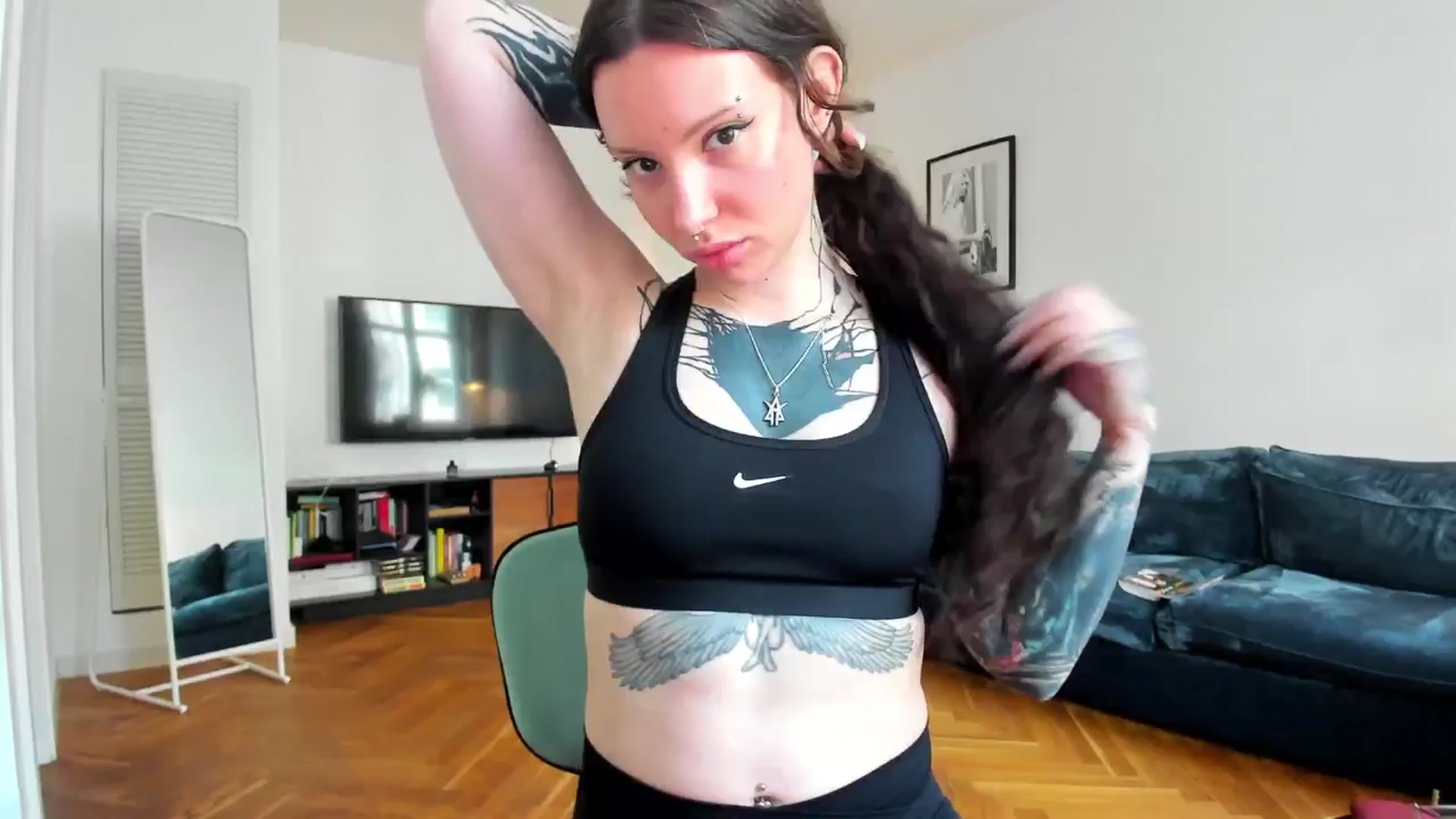 Gallery image thumbnail from KaiOnline's myfreecams stream on, 06/16/2025, 16:53 image 14 of 20