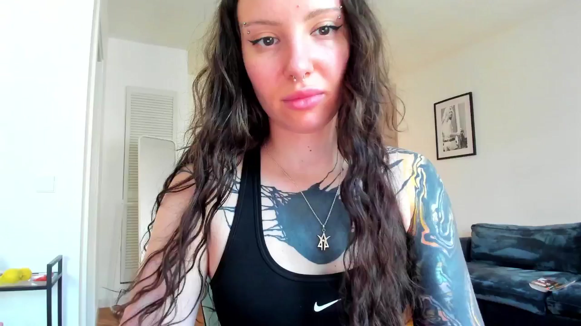 Gallery image thumbnail from KaiOnline's myfreecams stream on, 06/16/2025, 18:29 image 10 of 20