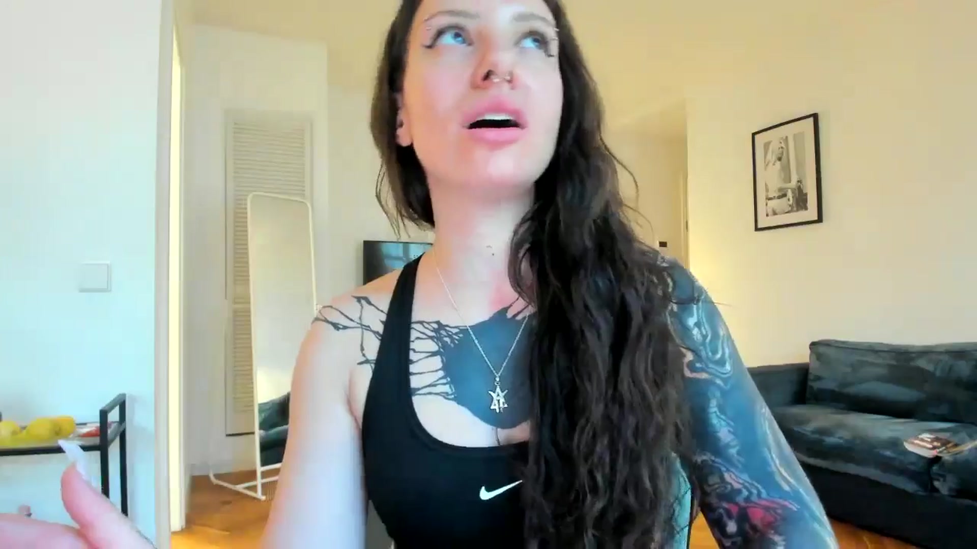 Gallery image thumbnail from KaiOnline's myfreecams stream on, 06/16/2025, 22:24 image 4 of 20