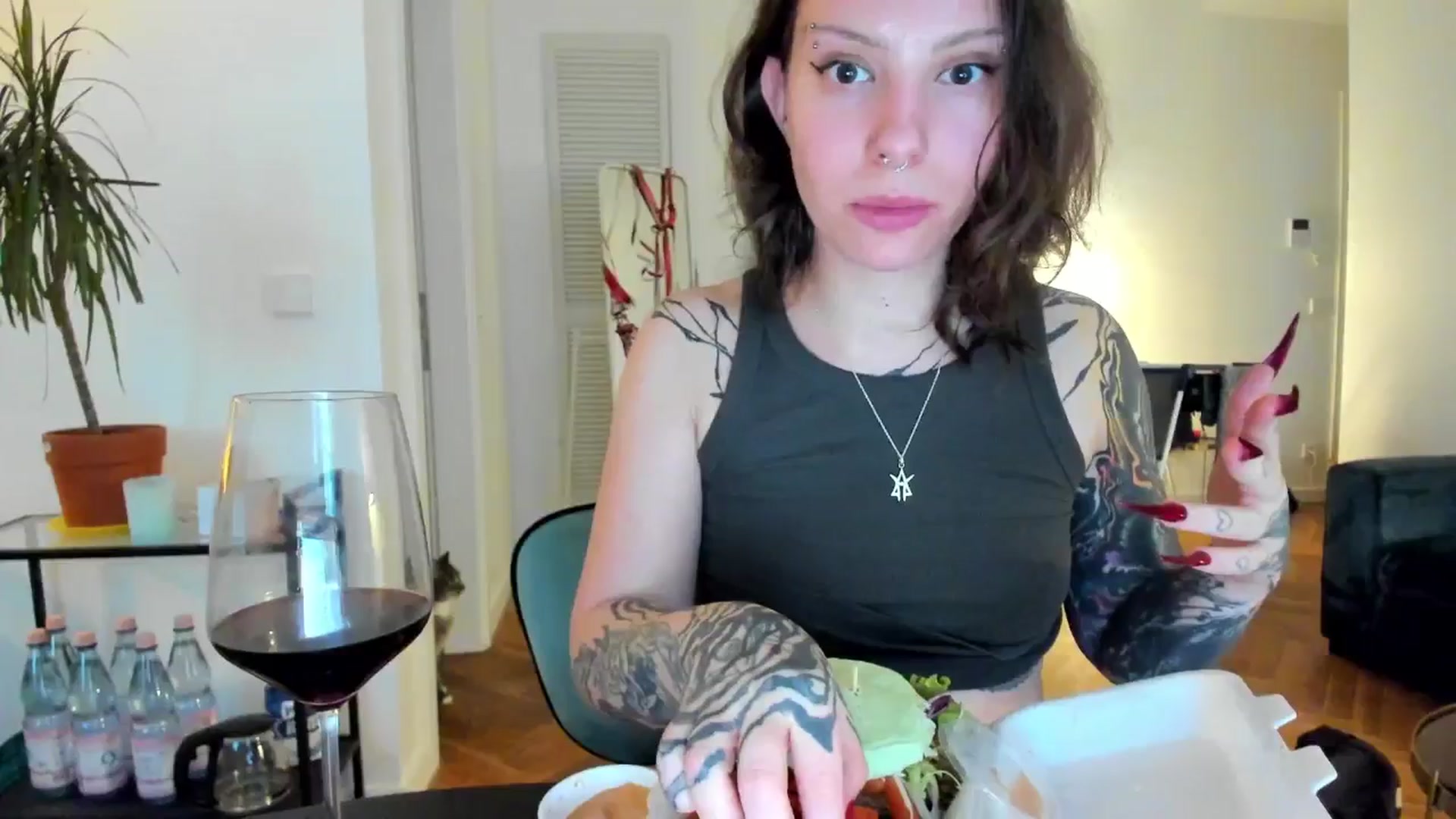 Gallery image thumbnail from KaiOnline's myfreecams stream on, 06/27/2025, 19:53 image 12 of 20