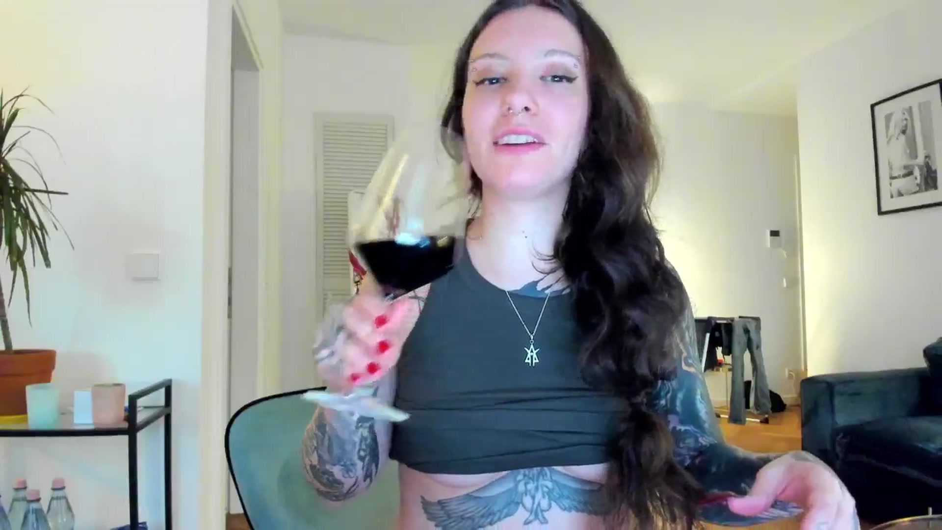 Gallery image thumbnail from KaiOnline's myfreecams stream on, 06/27/2025, 19:53 image 8 of 20