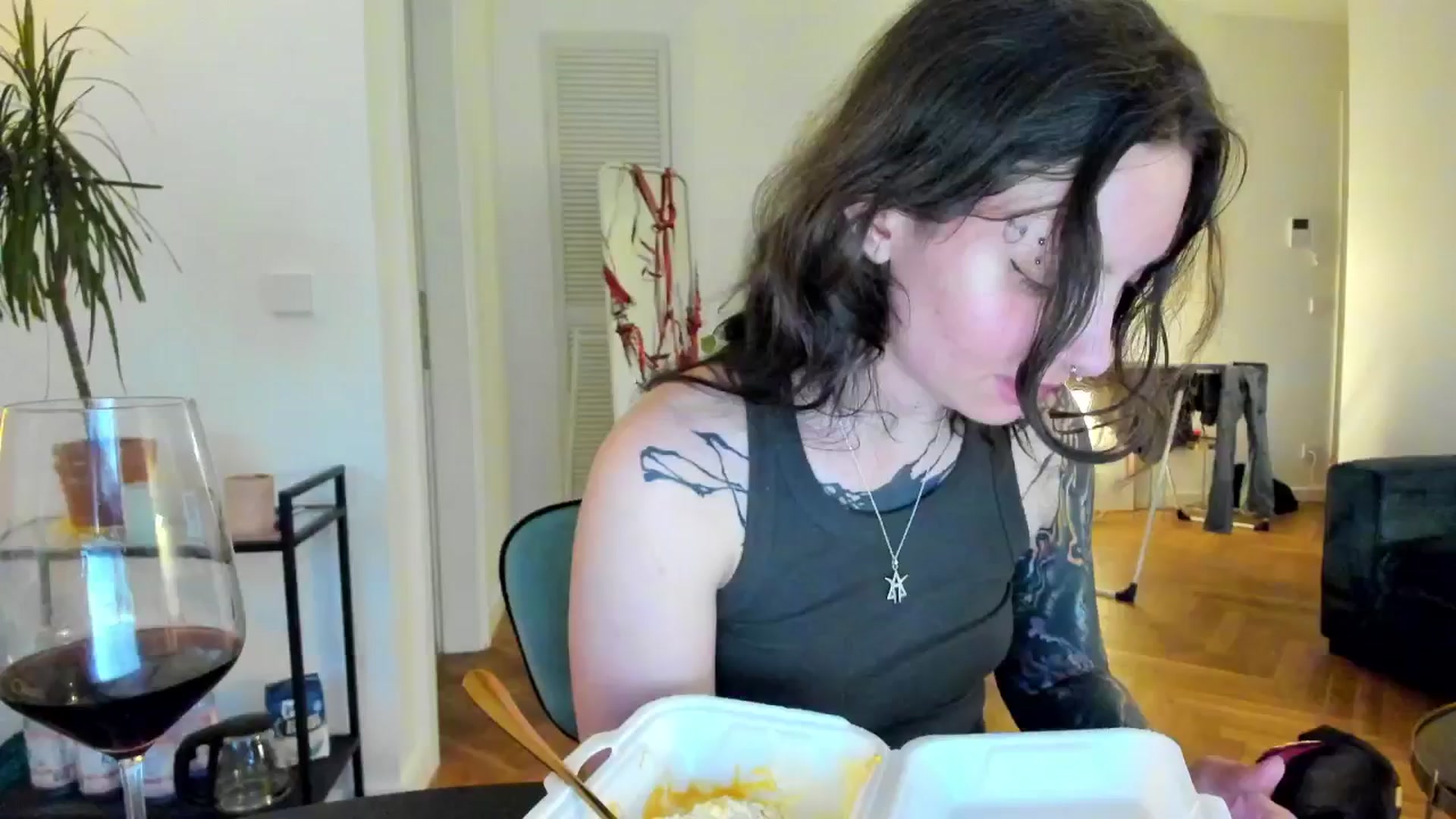 Gallery image thumbnail from KaiOnline's myfreecams stream on, 06/27/2025, 19:53 image 17 of 20