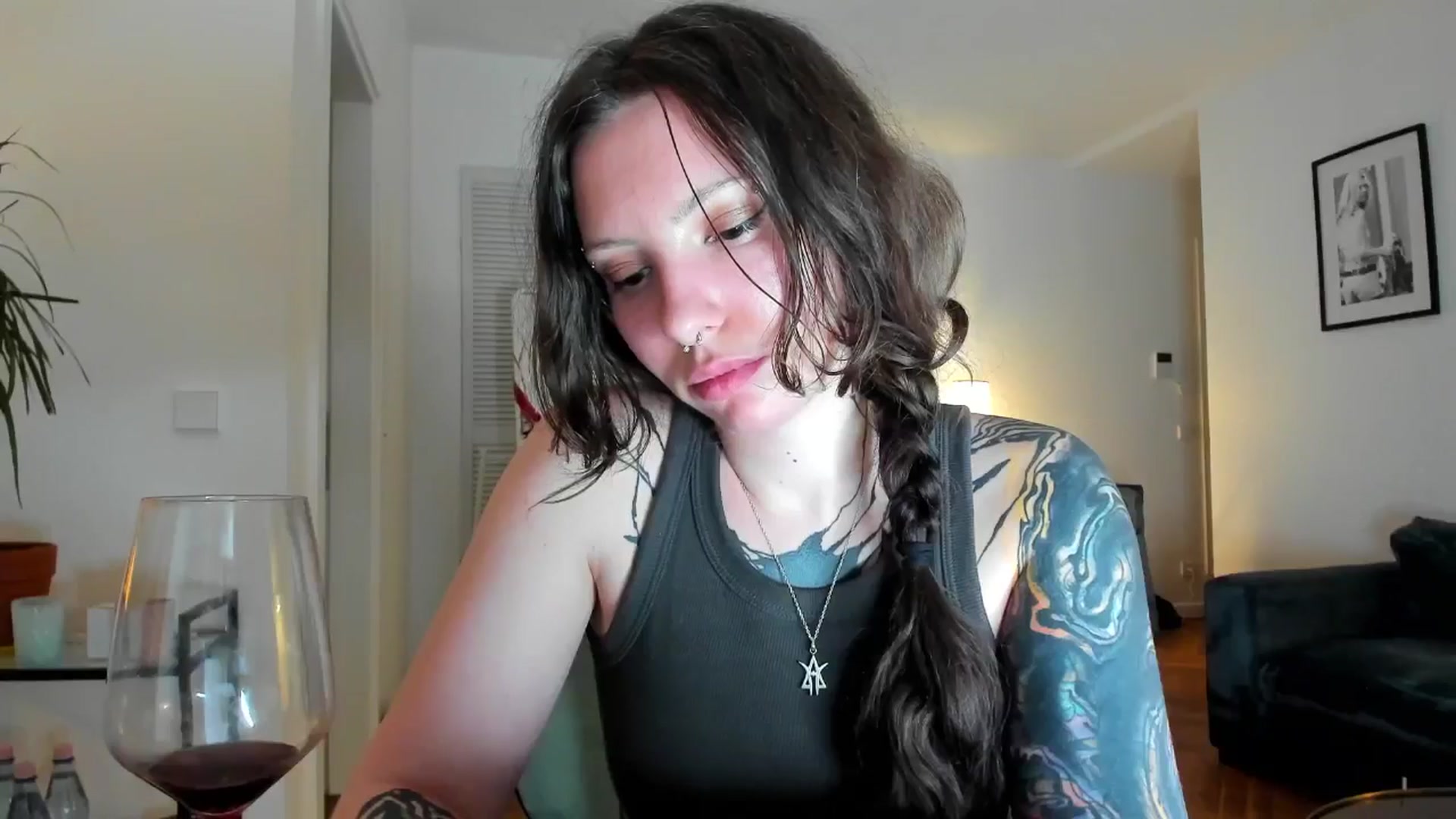 Gallery image thumbnail from KaiOnline's myfreecams stream on, 06/27/2025, 21:36 image 7 of 20