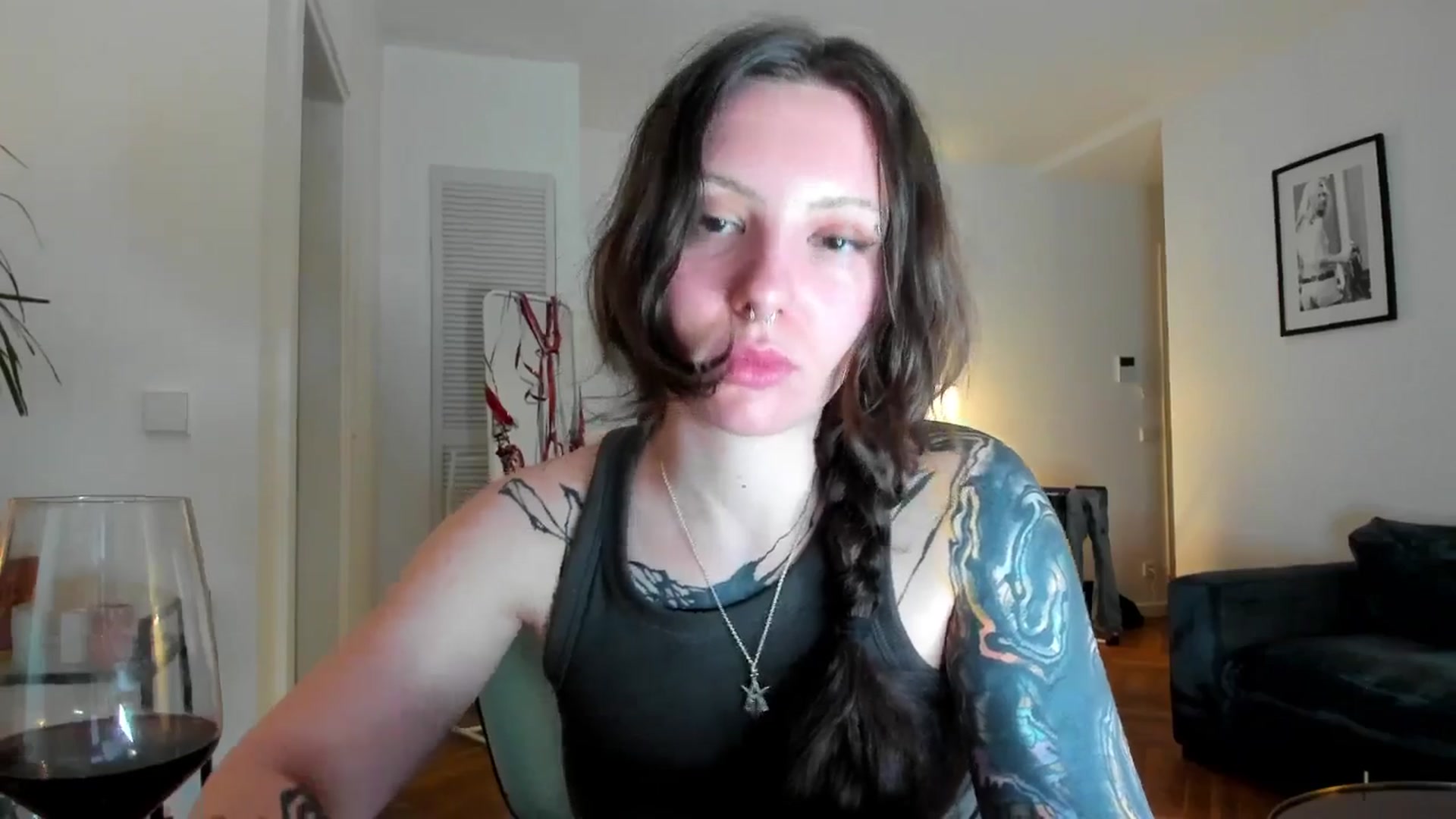 Gallery image thumbnail from KaiOnline's myfreecams stream on, 06/27/2025, 21:36 image 9 of 20