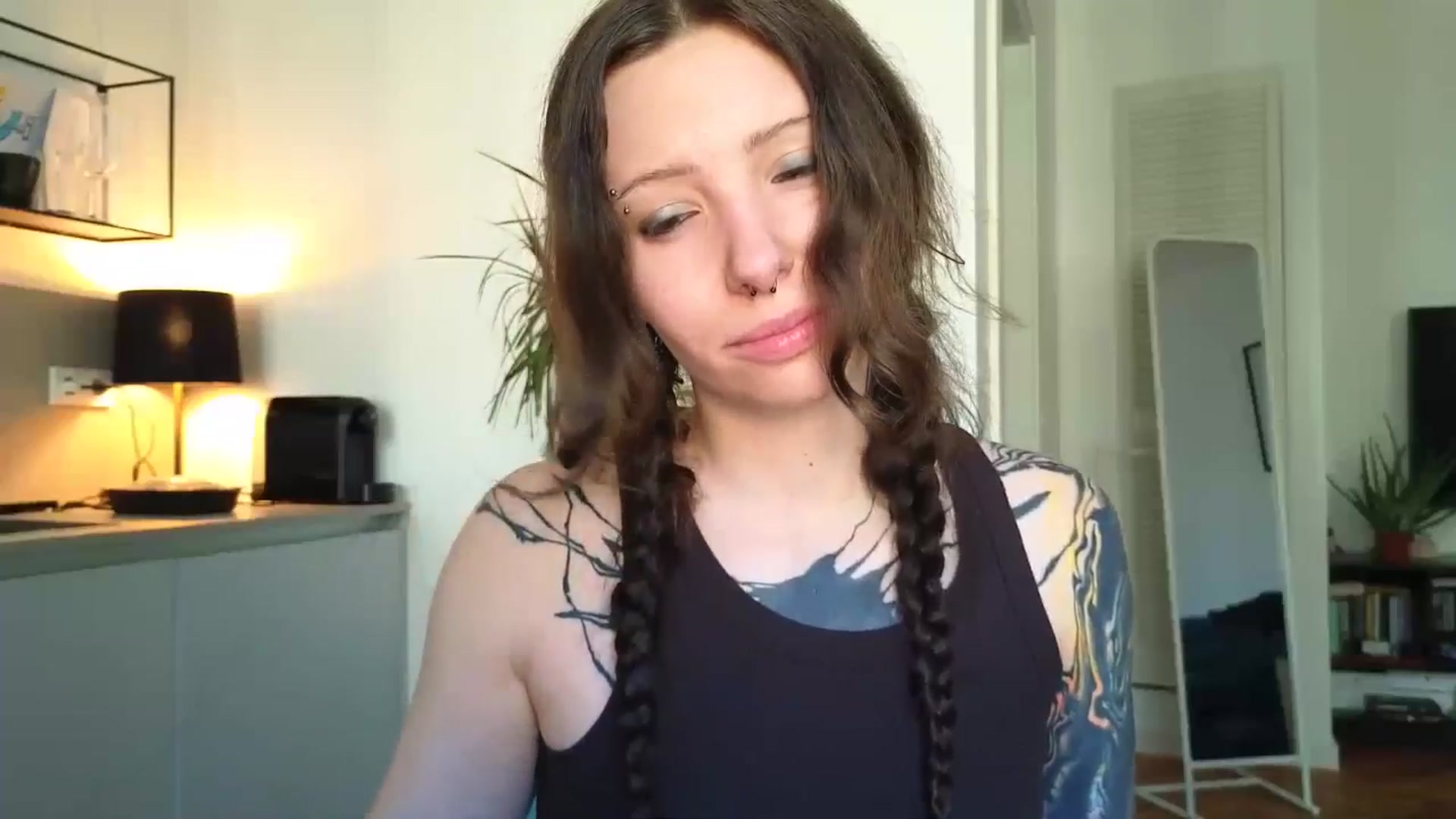 Gallery image thumbnail from KaiOnline's myfreecams stream on, 08/10/2025, 18:09 image 12 of 20