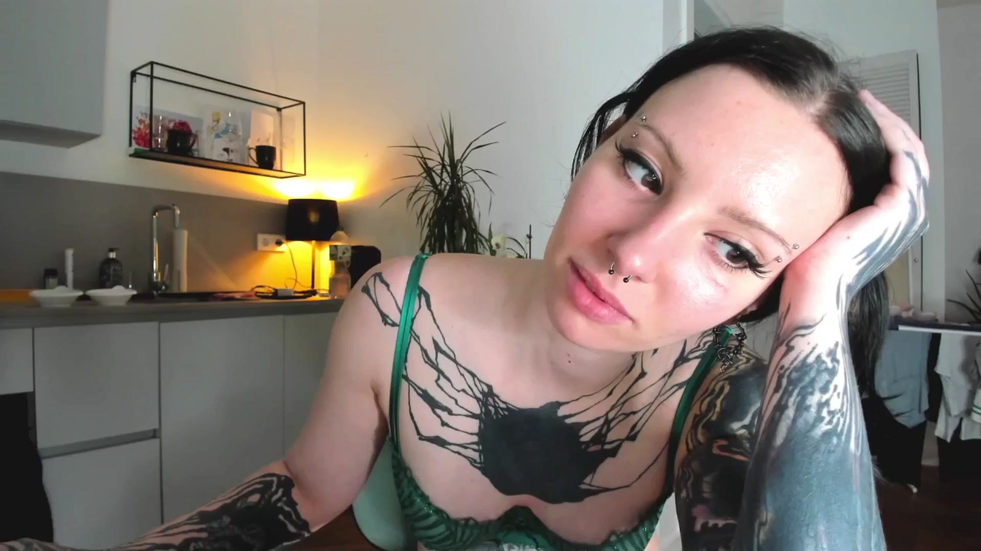 Gallery image thumbnail from KaiOnline's myfreecams stream on, 08/24/2025, 19:20 image 10 of 20