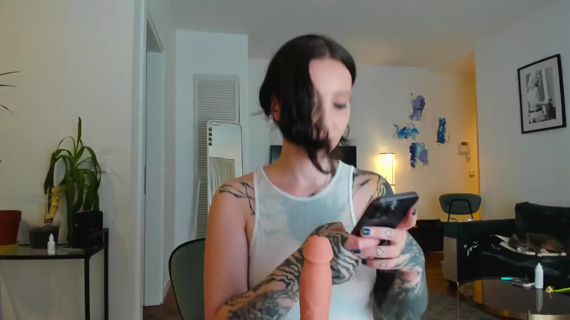 Gallery image thumbnail from KaiOnline's myfreecams stream on, 09/21/2025, 21:40 image 12 of 20