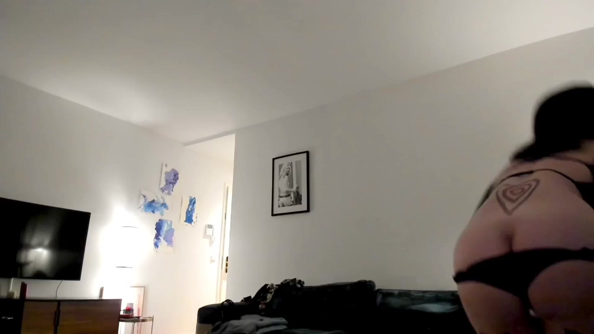 Gallery image thumbnail from KaiOnline's myfreecams stream on, 10/03/2025, 21:08 image 9 of 20