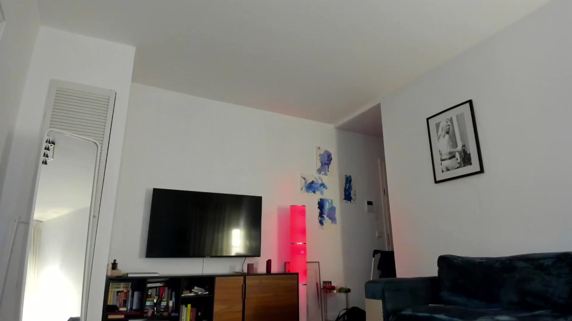Gallery image thumbnail from KaiOnline's myfreecams stream on, 10/14/2025, 20:37 image 14 of 20