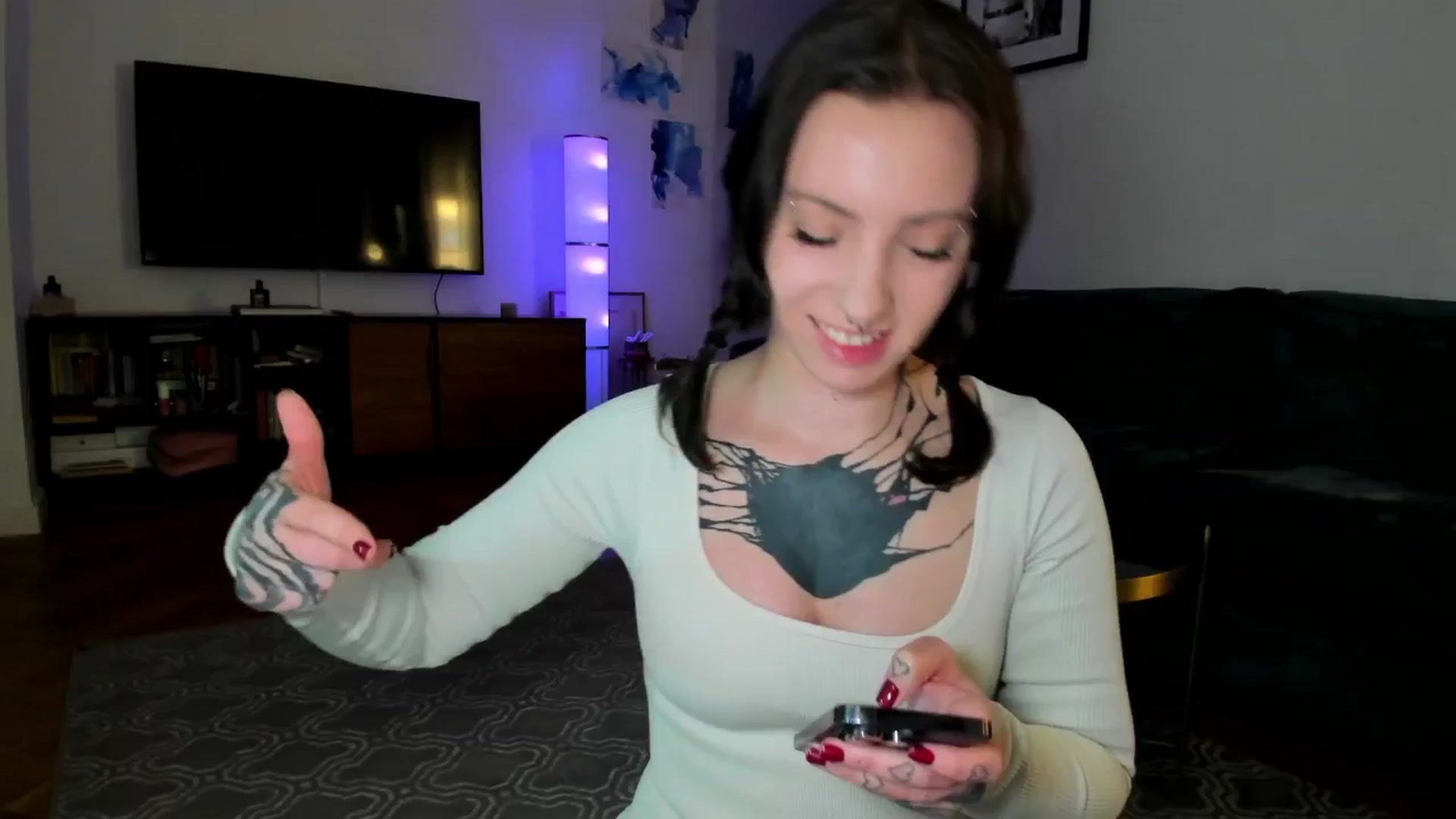 Gallery image thumbnail from KaiOnline's myfreecams stream on, 10/19/2025, 17:46 image 4 of 20